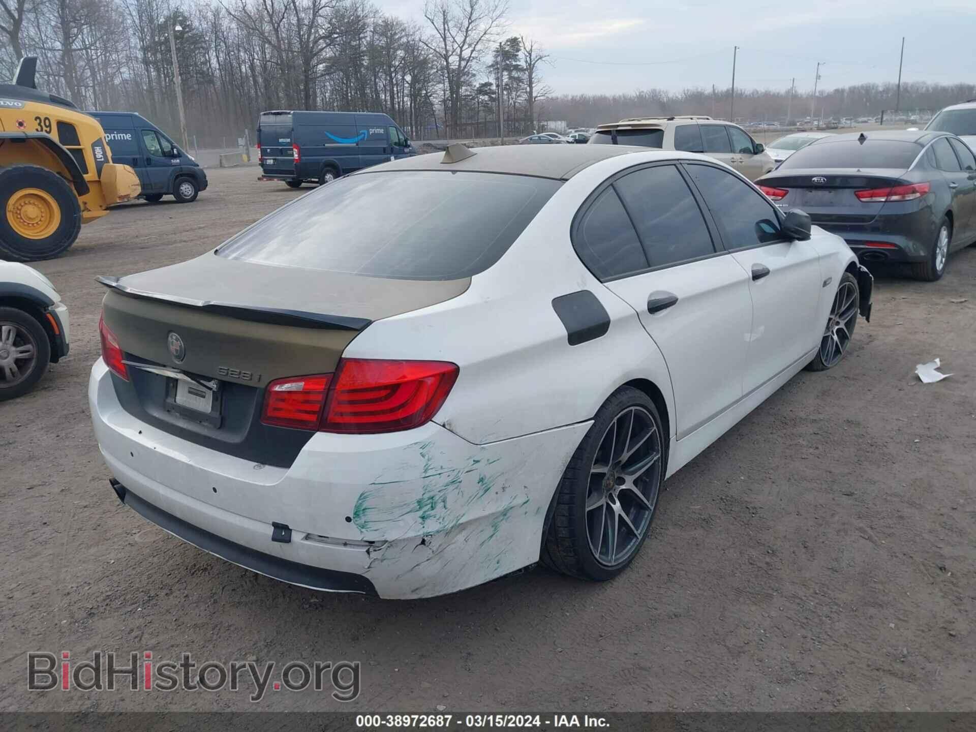 2011 BMW 528I - VIN: WBAFR1C55BC260826 - Фото 4