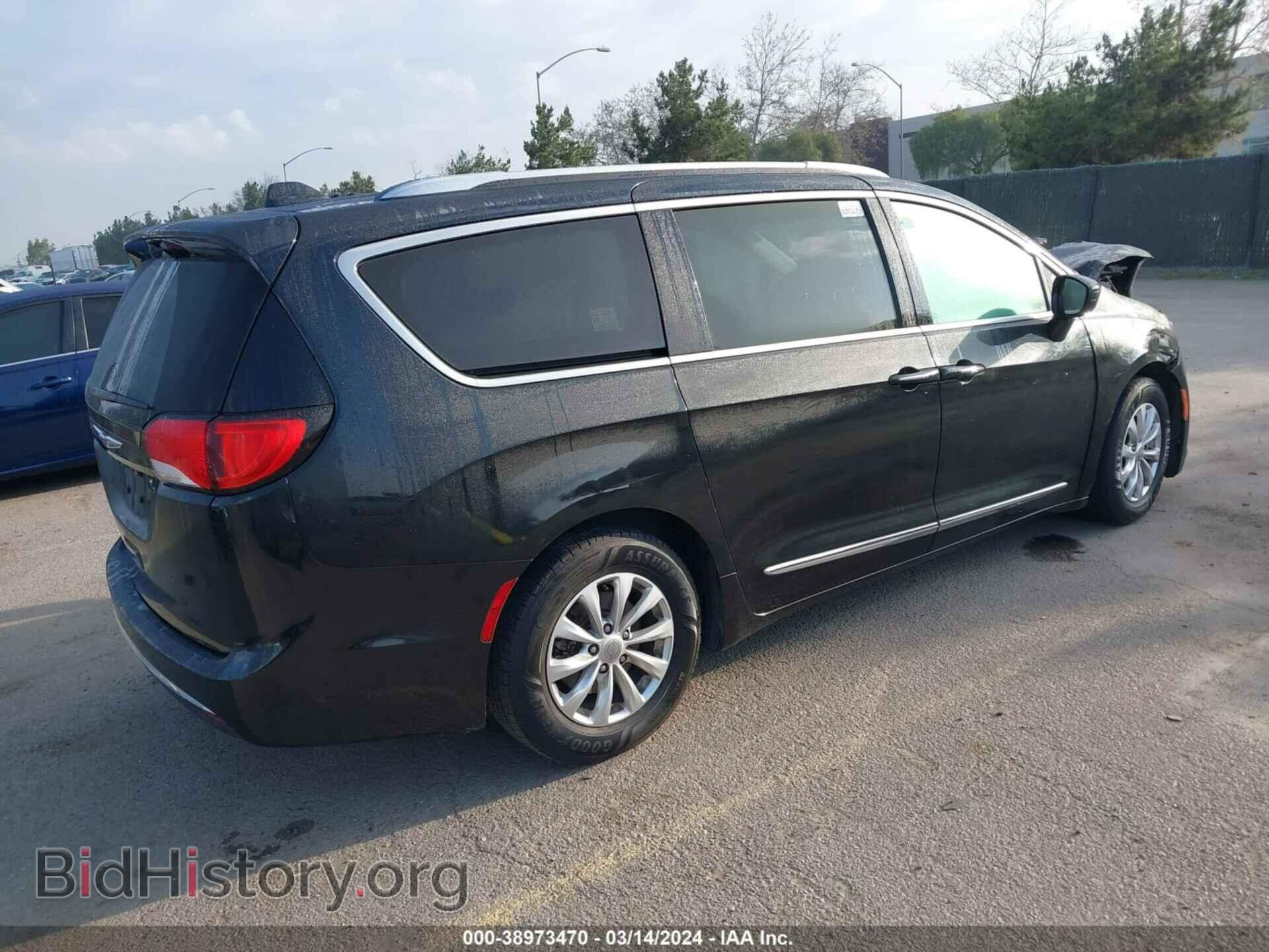 2019 CHRYSLER PACIFICA - VIN: 2C4RC1BG4KR539342 - Фото 4