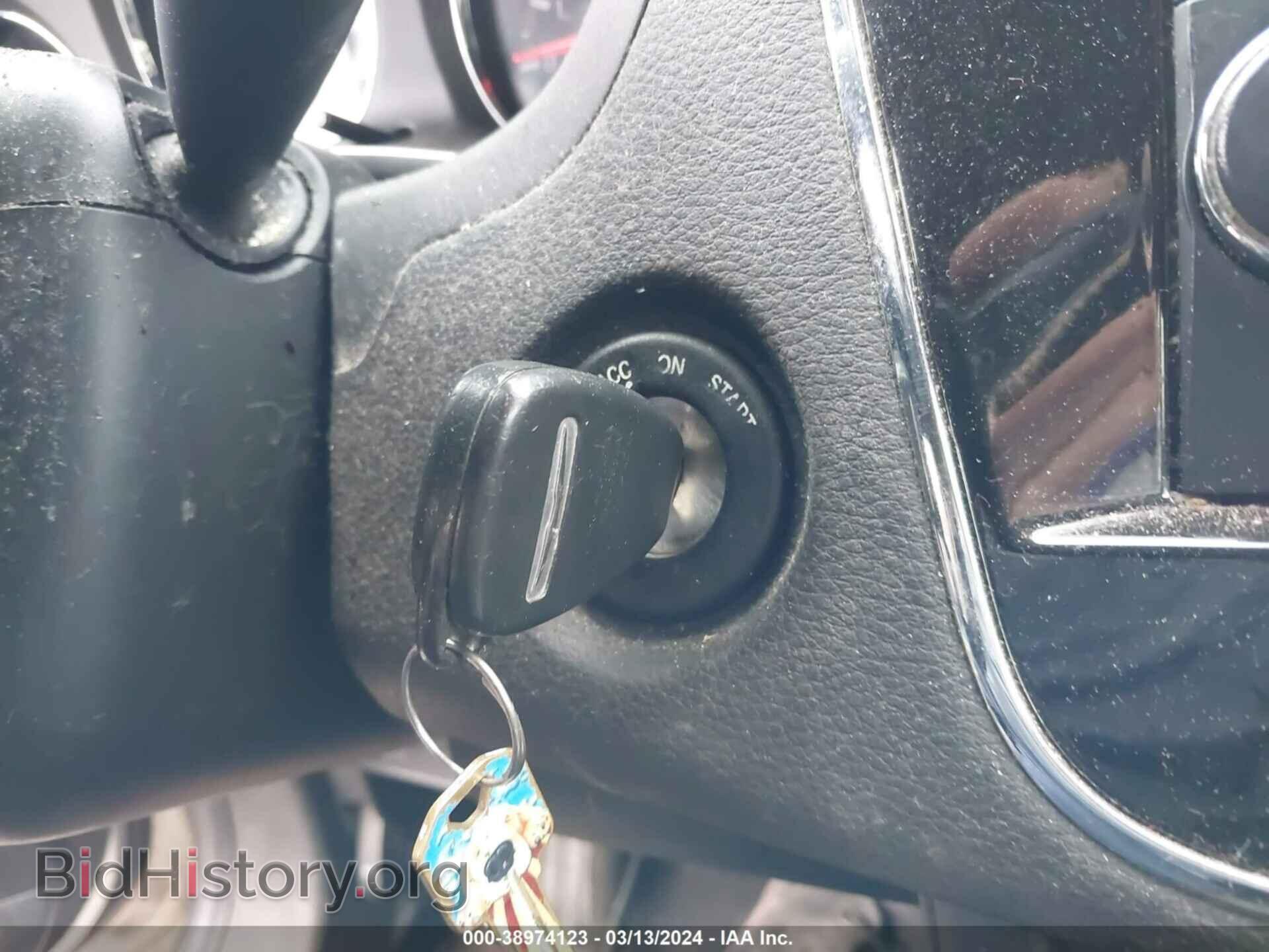 2012 CHRYSLER 200 - VIN: 1C3CCBAB0CN205233 - Фото 11