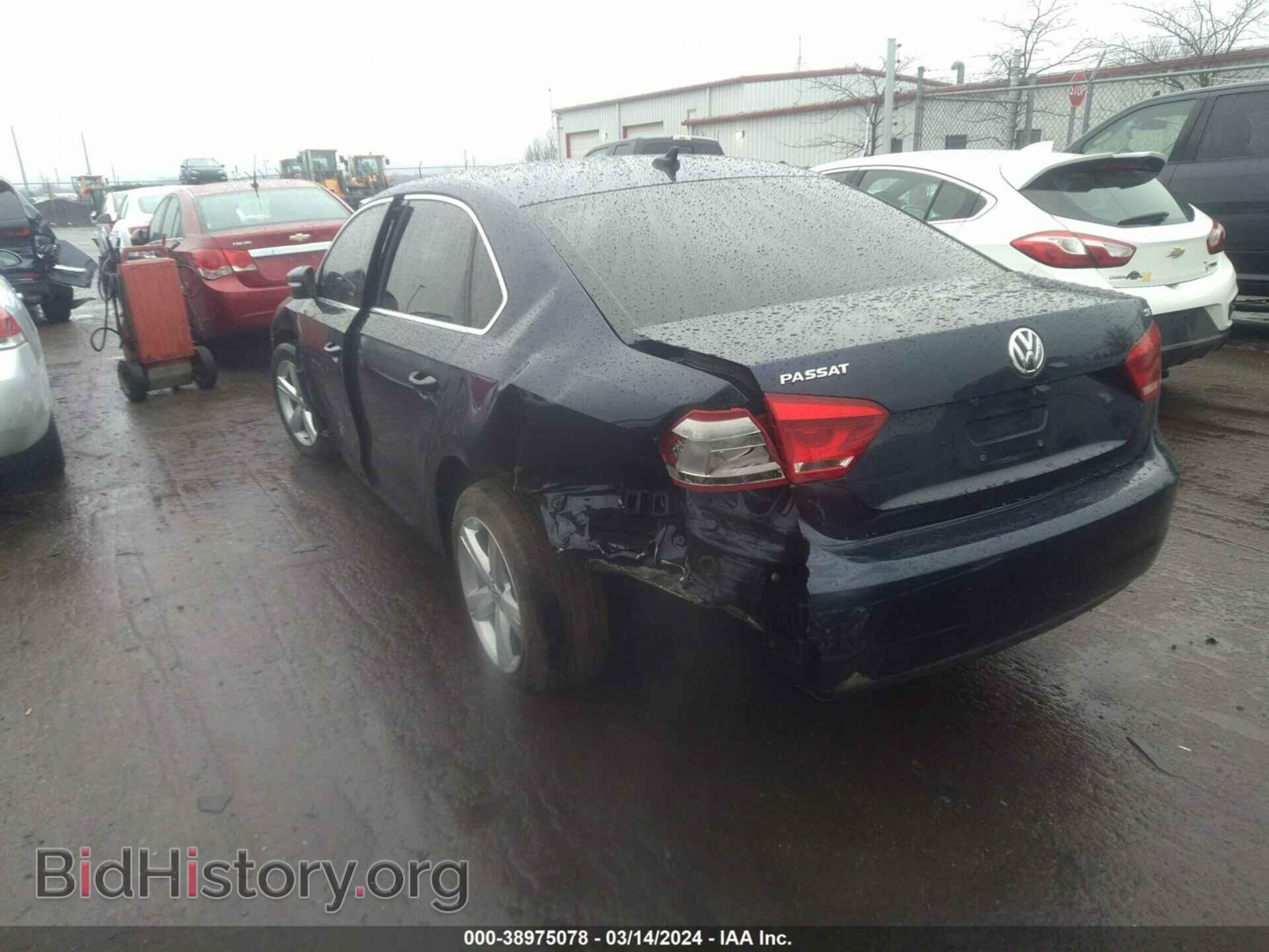 2014 VOLKSWAGEN PASSAT - VIN: 1VWBP7A38EC004838 - Фото 3
