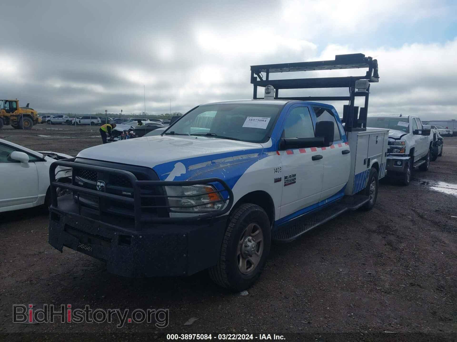 2017 RAM 2500 - VIN: 3C6TR4HTXHG788664 - Photo 2