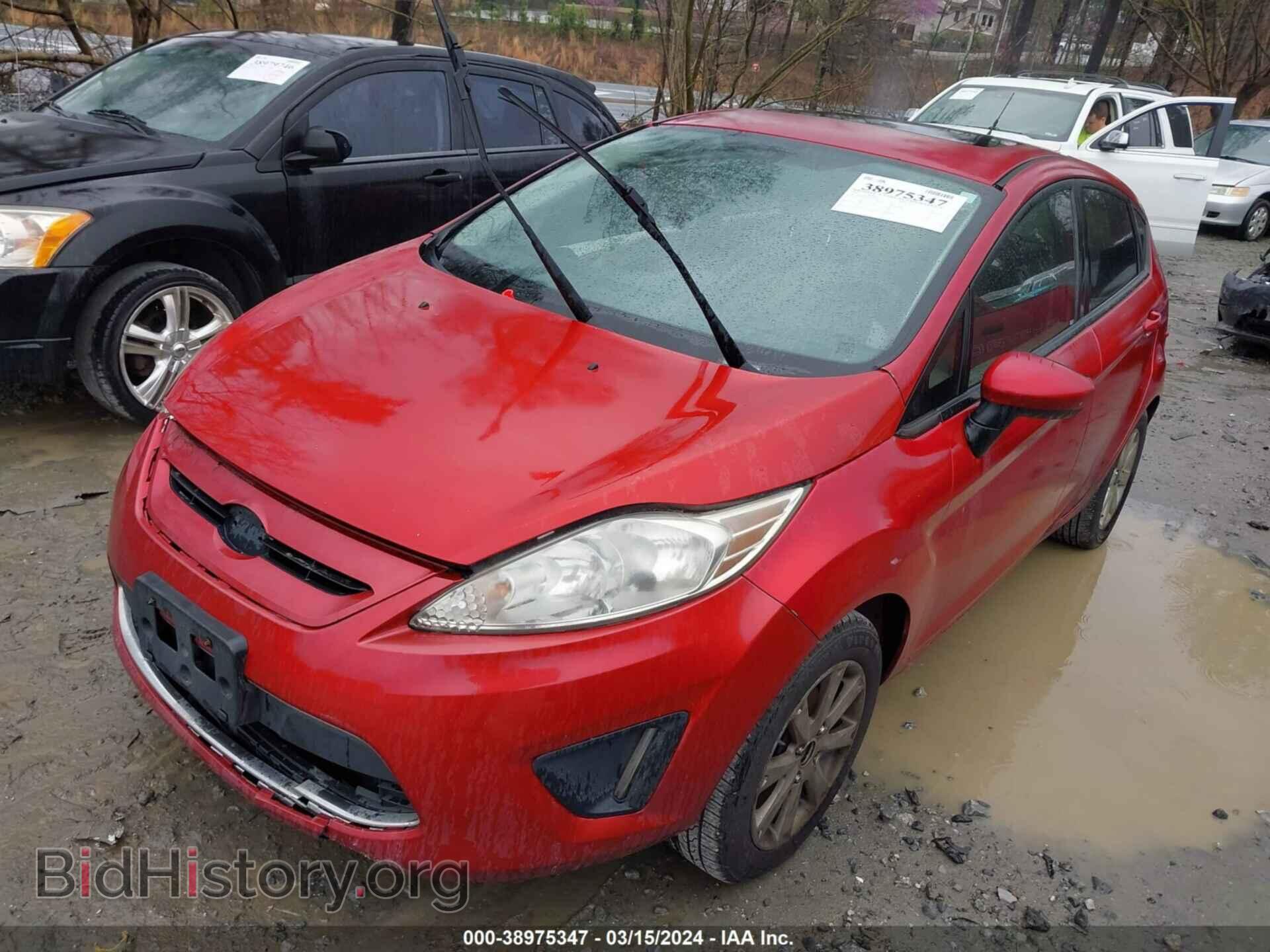 2011 FORD FIESTA - VIN: 3FADP4EJ6BM166325 - Photo 2