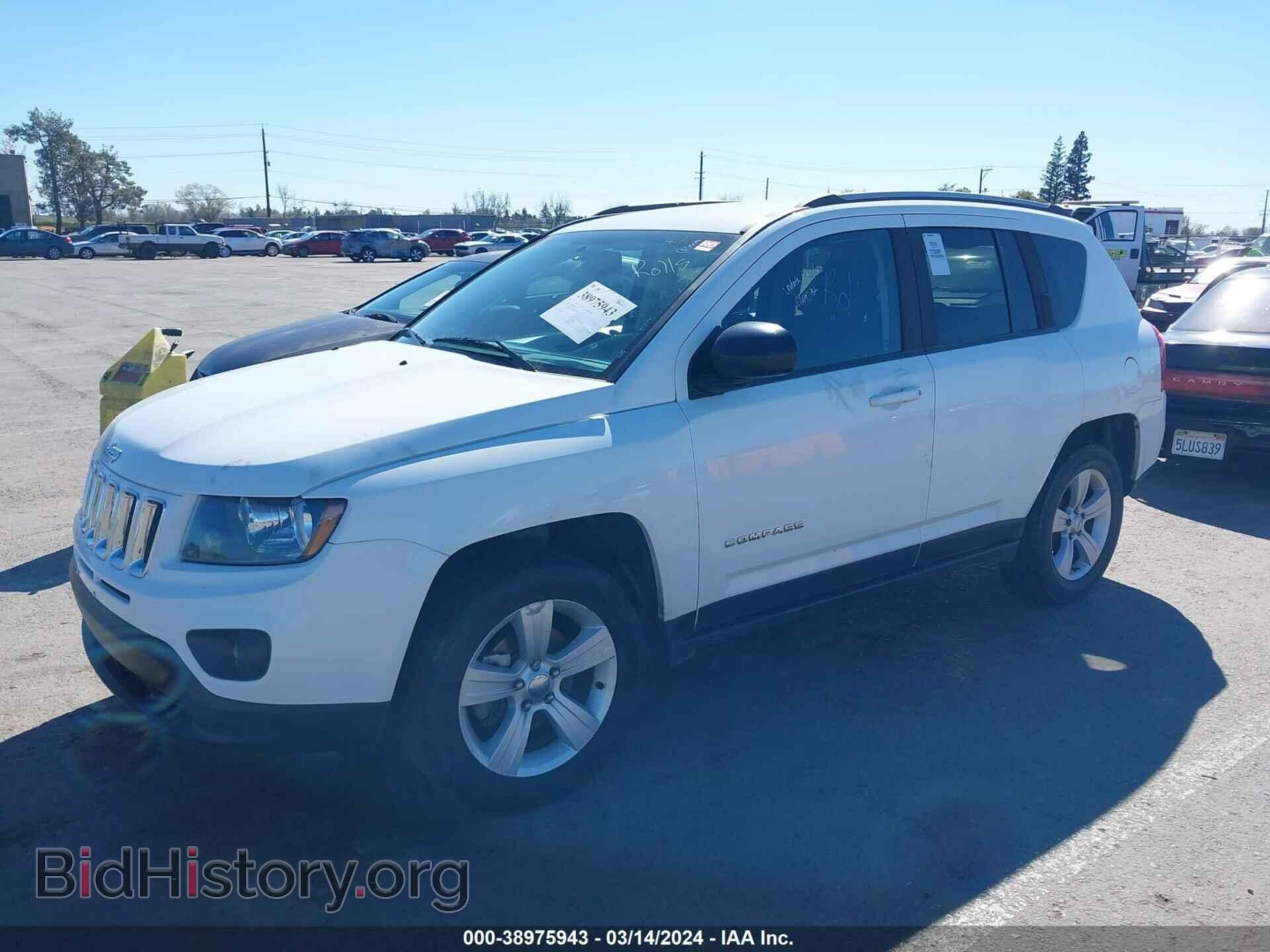 2016 JEEP COMPASS - VIN: 1C4NJCBA0GD754013 - Фото 2