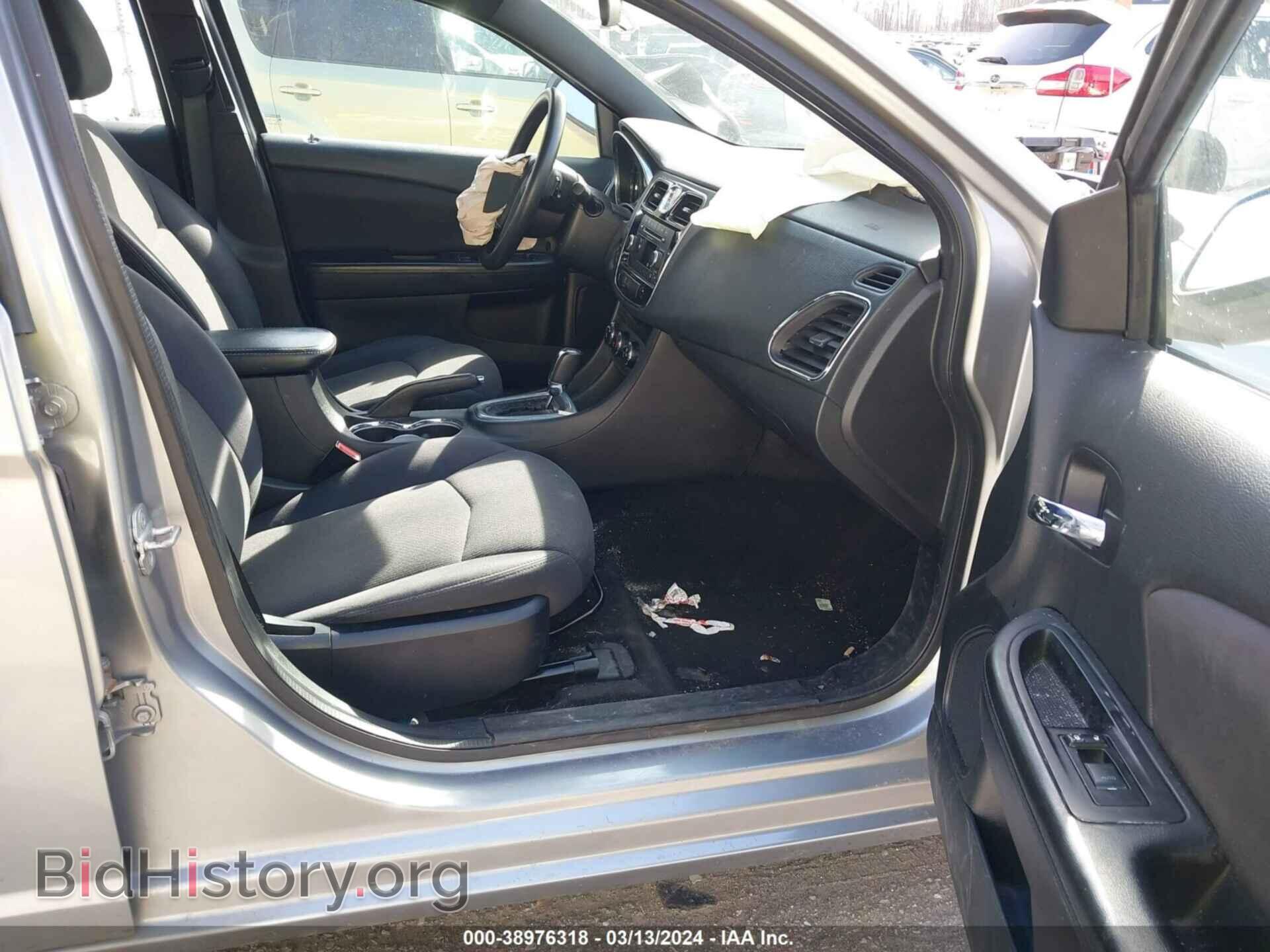 2013 CHRYSLER 200 - VIN: 1C3CCBAB3DN634383 - Фото 5