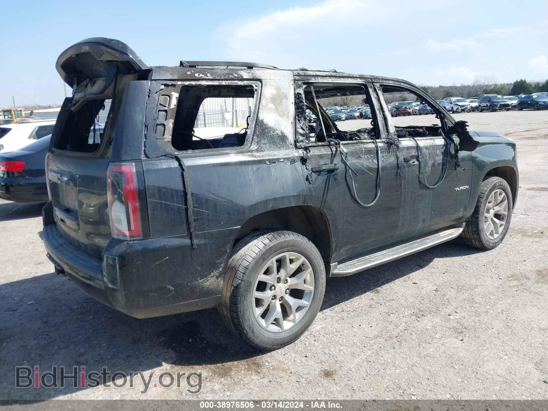 2016 GMC YUKON - VIN: 1GKS1BKC4GR336124 - Photo 4