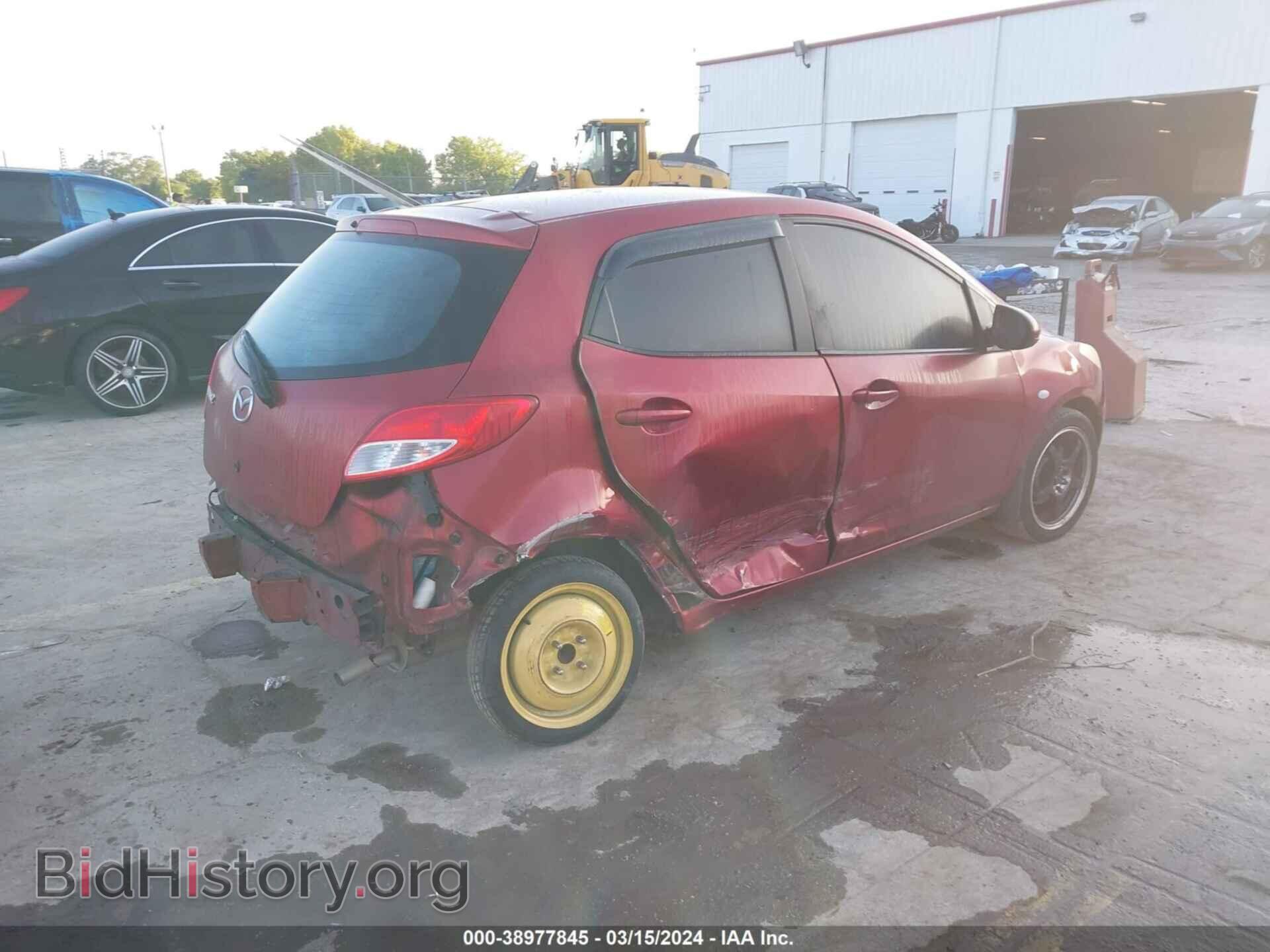 2014 MAZDA MAZDA2 - VIN: JM1DE1KY7E0172965 - Фото 4