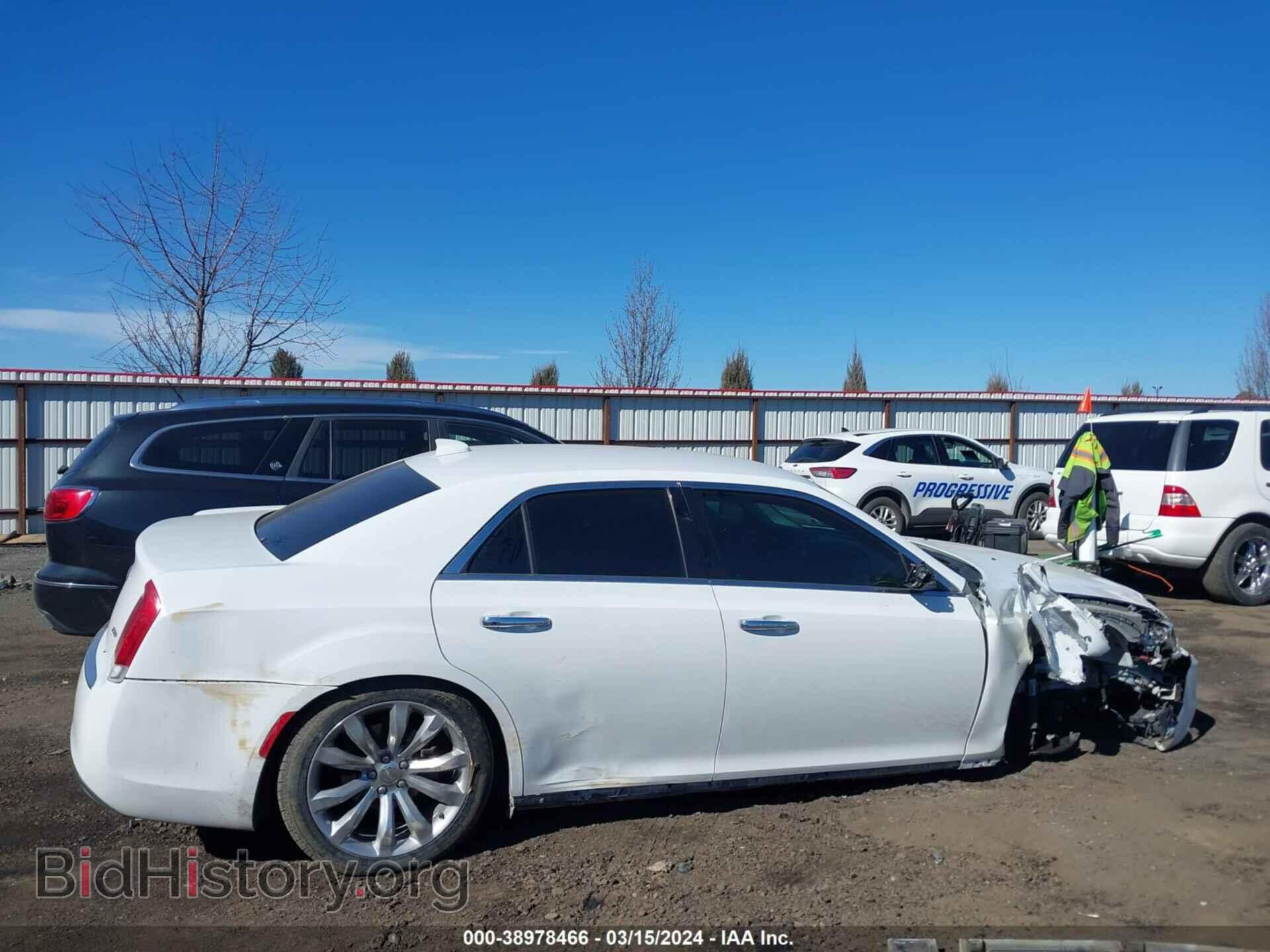 2018 CHRYSLER 300 - VIN: 2C3CCAEG2JH151343 - Фото 14