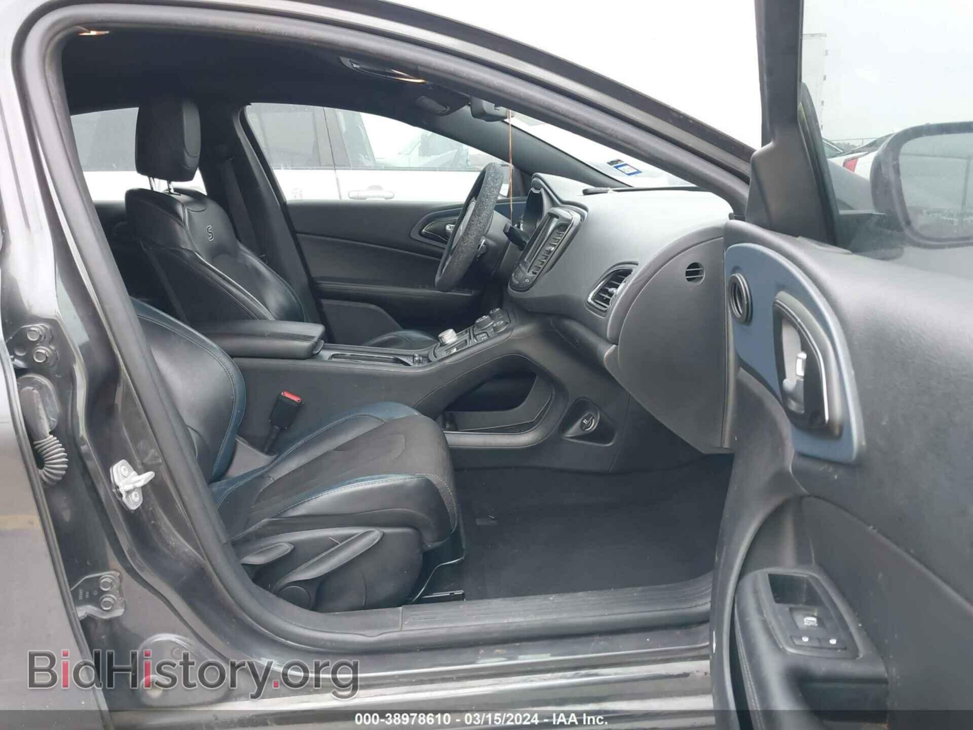 2016 CHRYSLER 200 - VIN: 1C3CCCBB2GN132943 - Фото 5