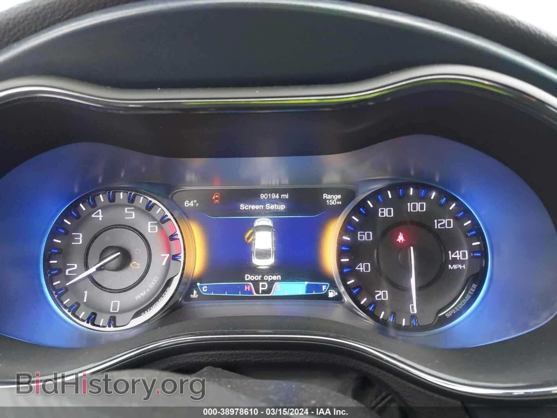 2016 CHRYSLER 200 - VIN: 1C3CCCBB2GN132943 - Фото 7