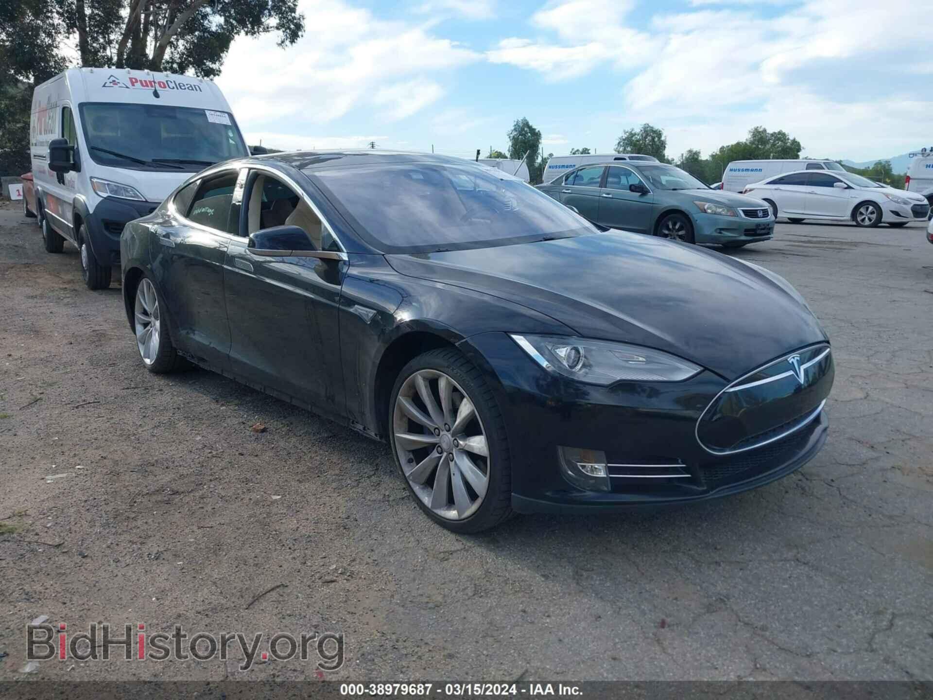 Фотография 5YJSA1CG6DFP21094 - TESLA MODEL S 2013