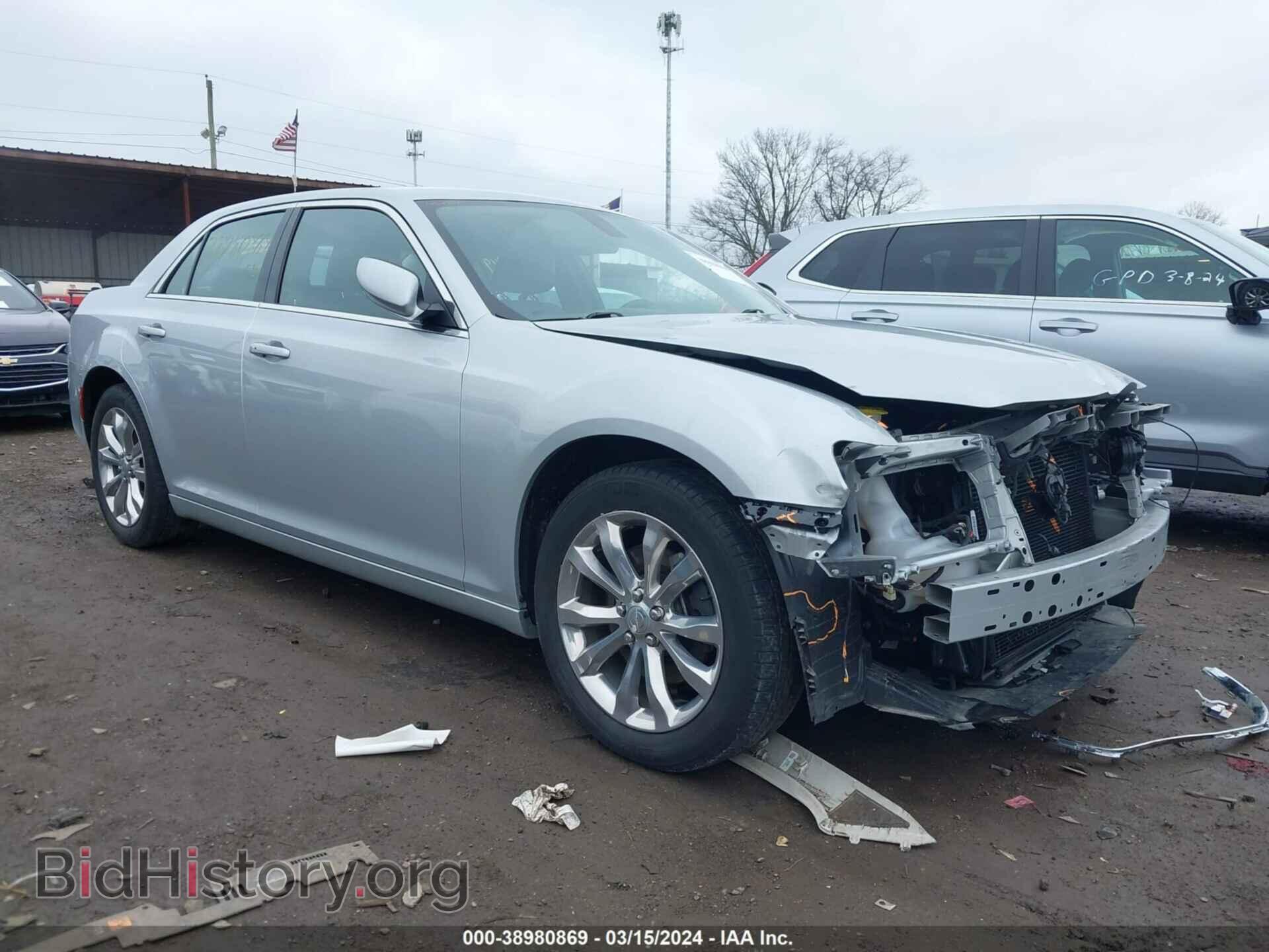 Фотография 2C3CCARG0KH667700 - CHRYSLER 300 2019