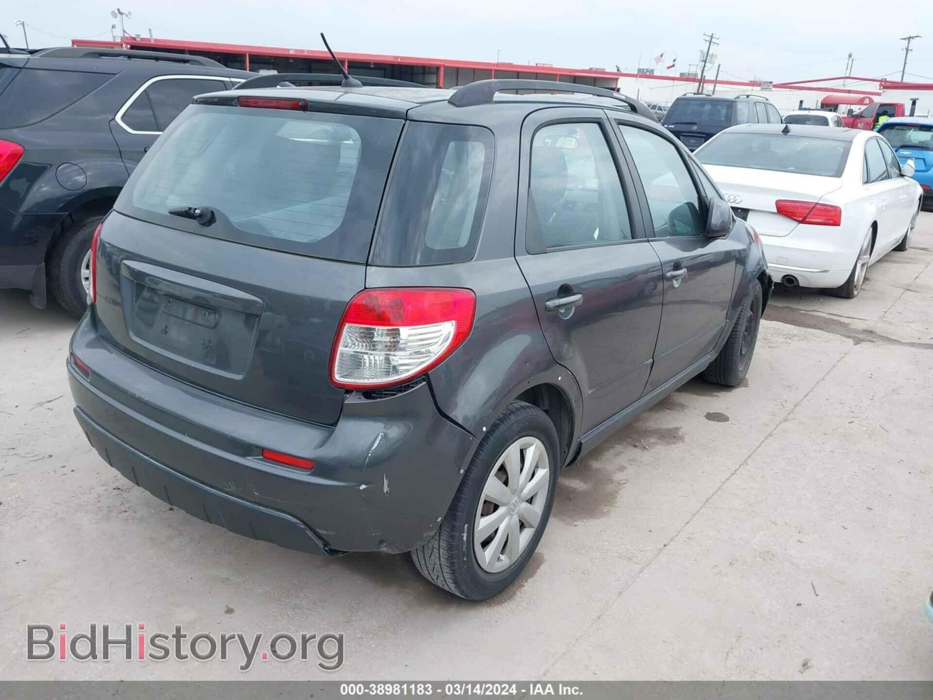 2010 SUZUKI SX4 - VIN: JS2YA5A30A6300745 - Photo 4