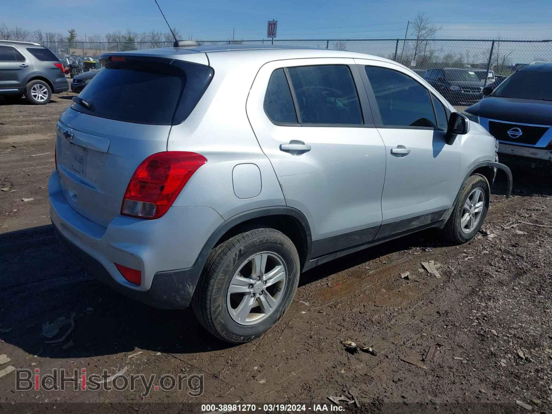 2019 CHEVROLET TRAX - VIN: 3GNCJNSB3KL391843 - Photo 4