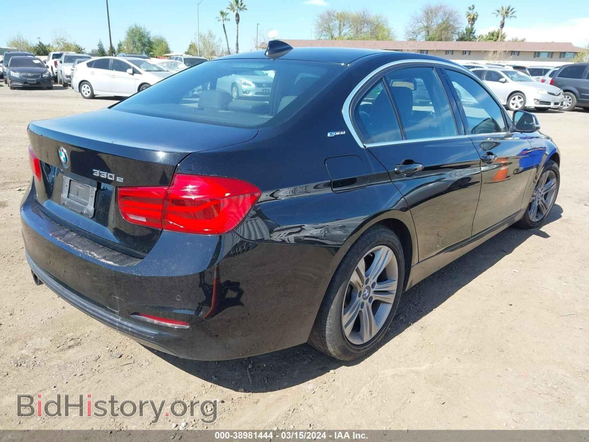 2017 BMW 330E - VIN: WBA8E1C38HA158623 - Фото 4