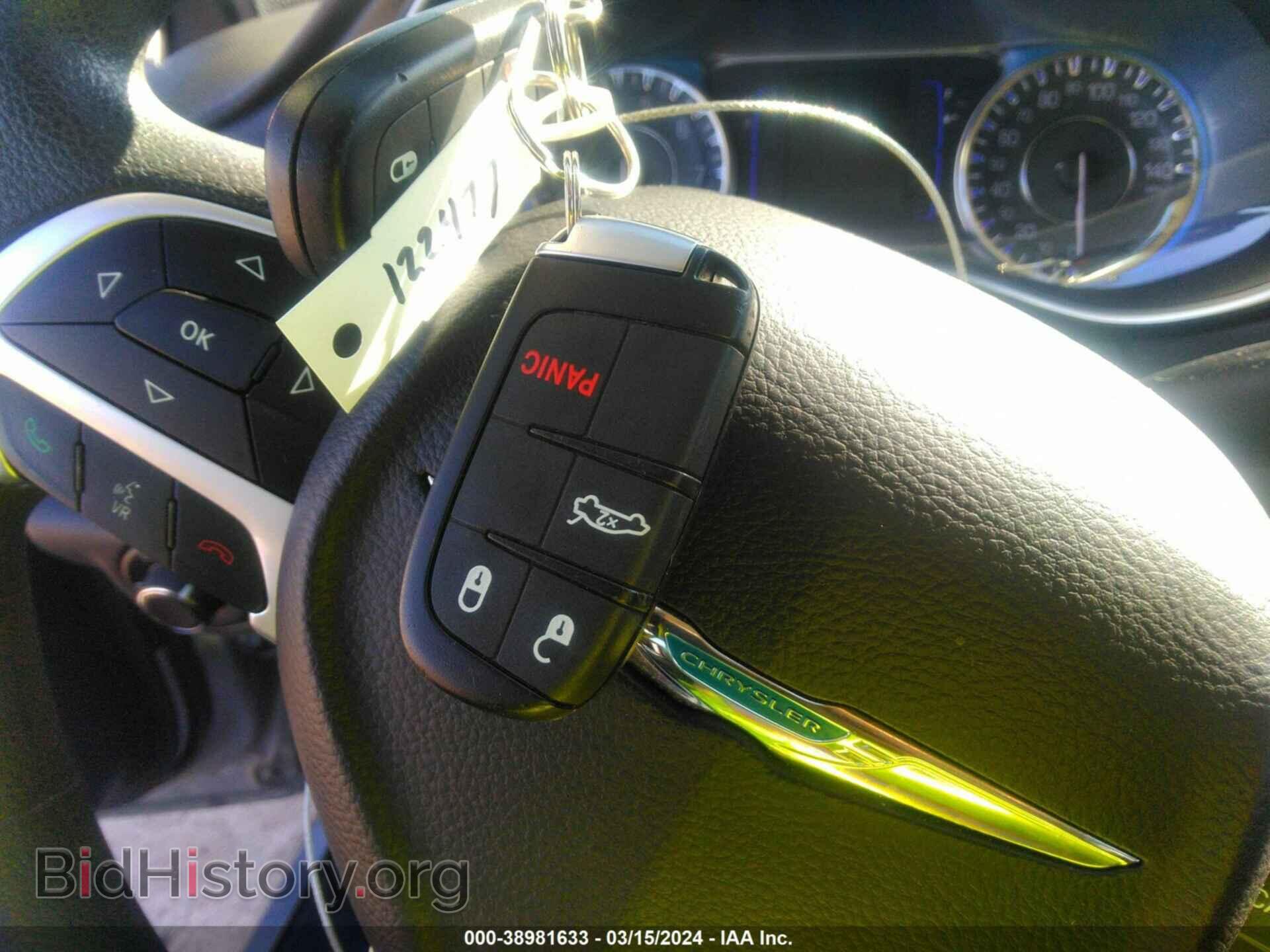 2015 CHRYSLER 200 - VIN: 1C3CCCAB9FN702596 - Фото 11