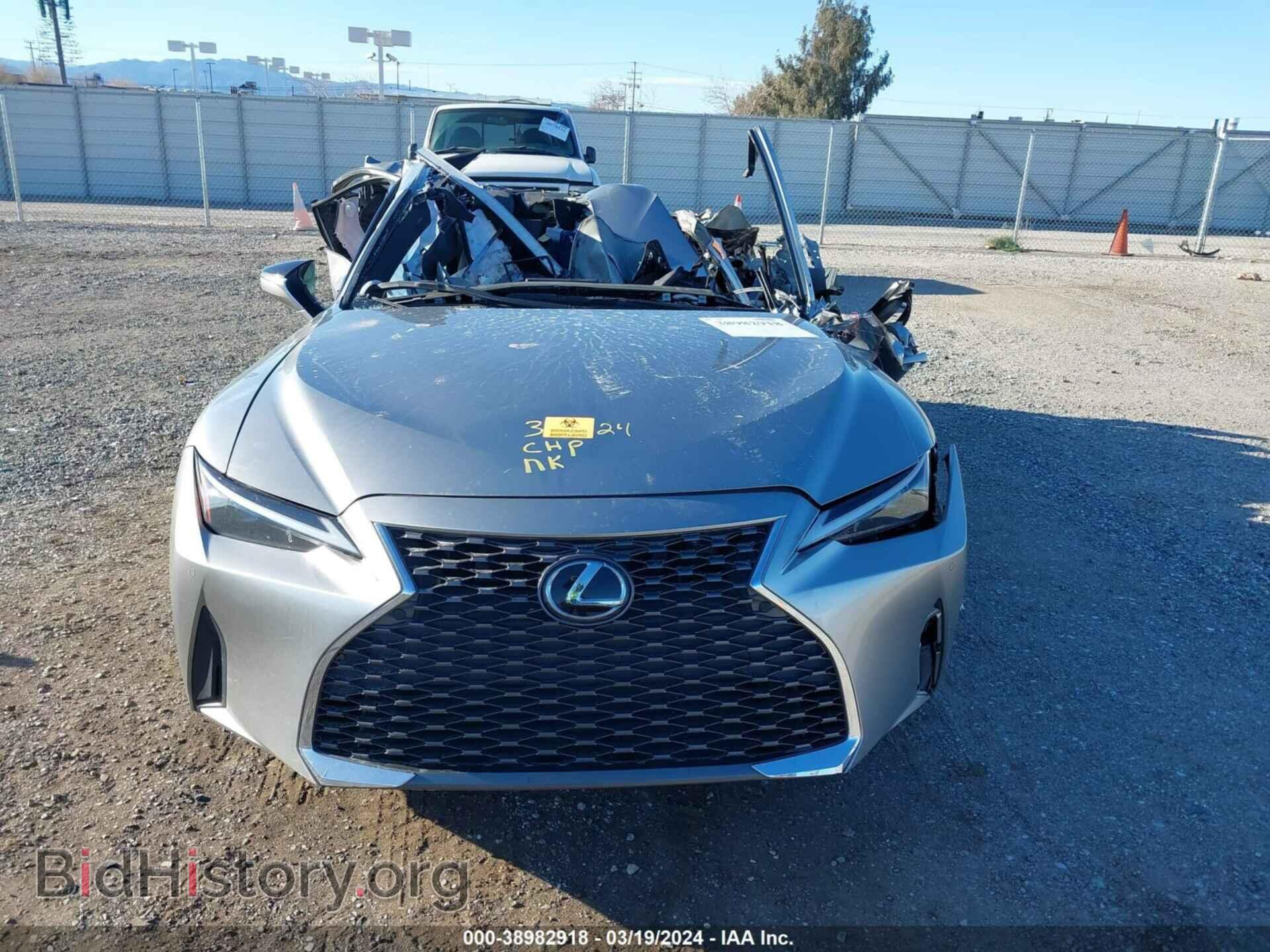 2021 LEXUS IS 300 - VIN: JTHCA1D29M5110077 - Photo 11