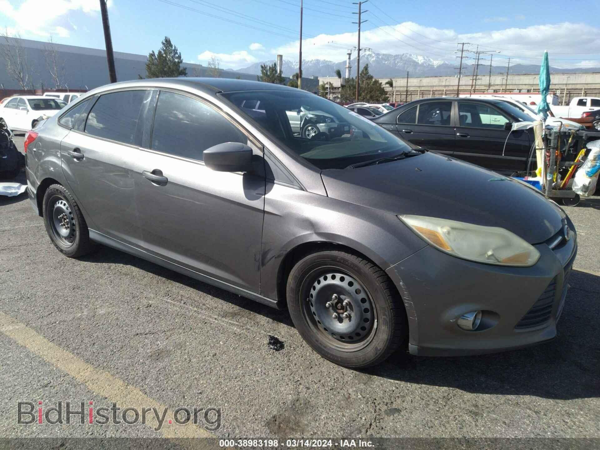Фотография 1FAHP3F27CL201766 - FORD FOCUS 2012