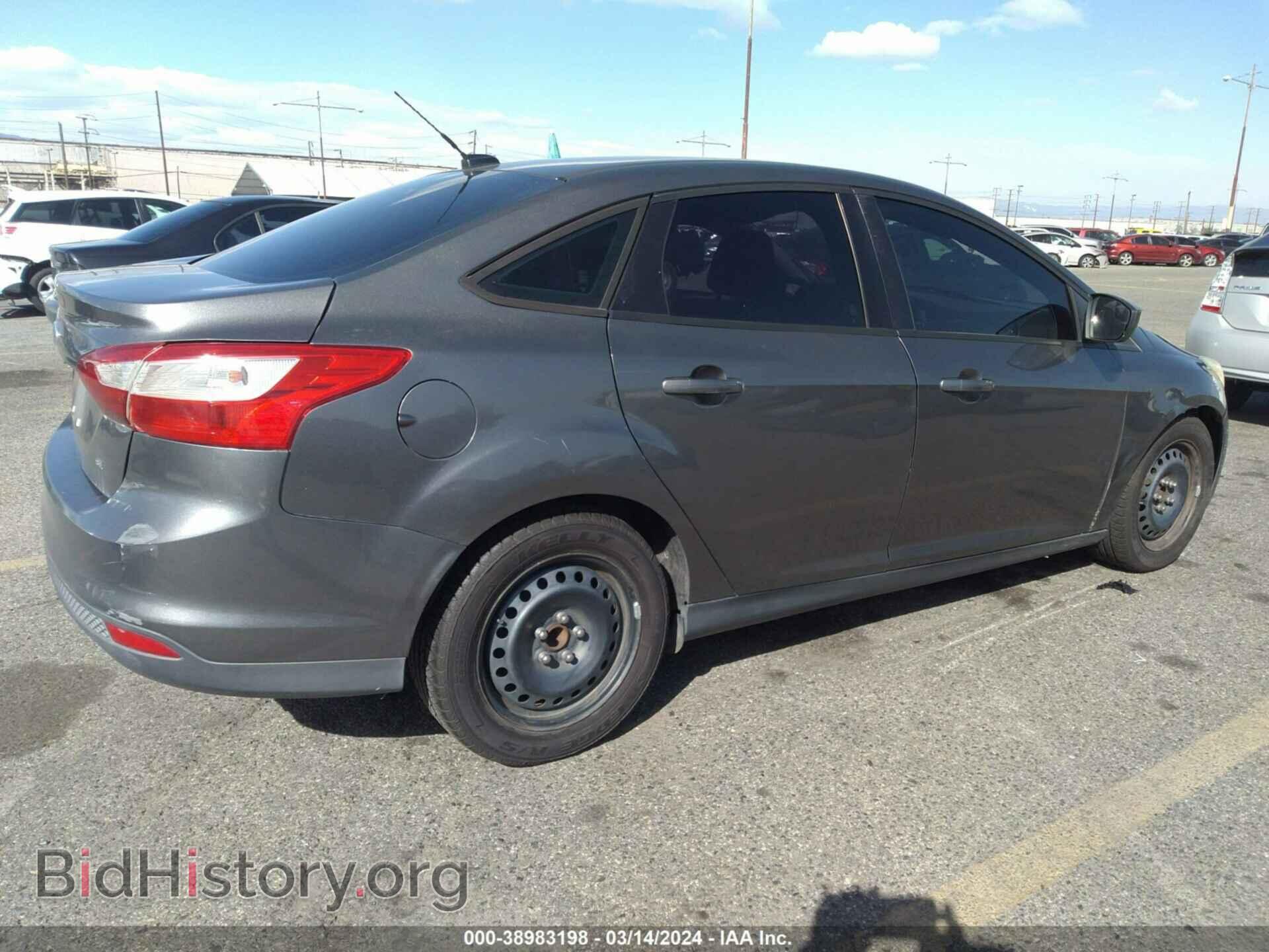 2012 FORD FOCUS - VIN: 1FAHP3F27CL201766 - Photo 4