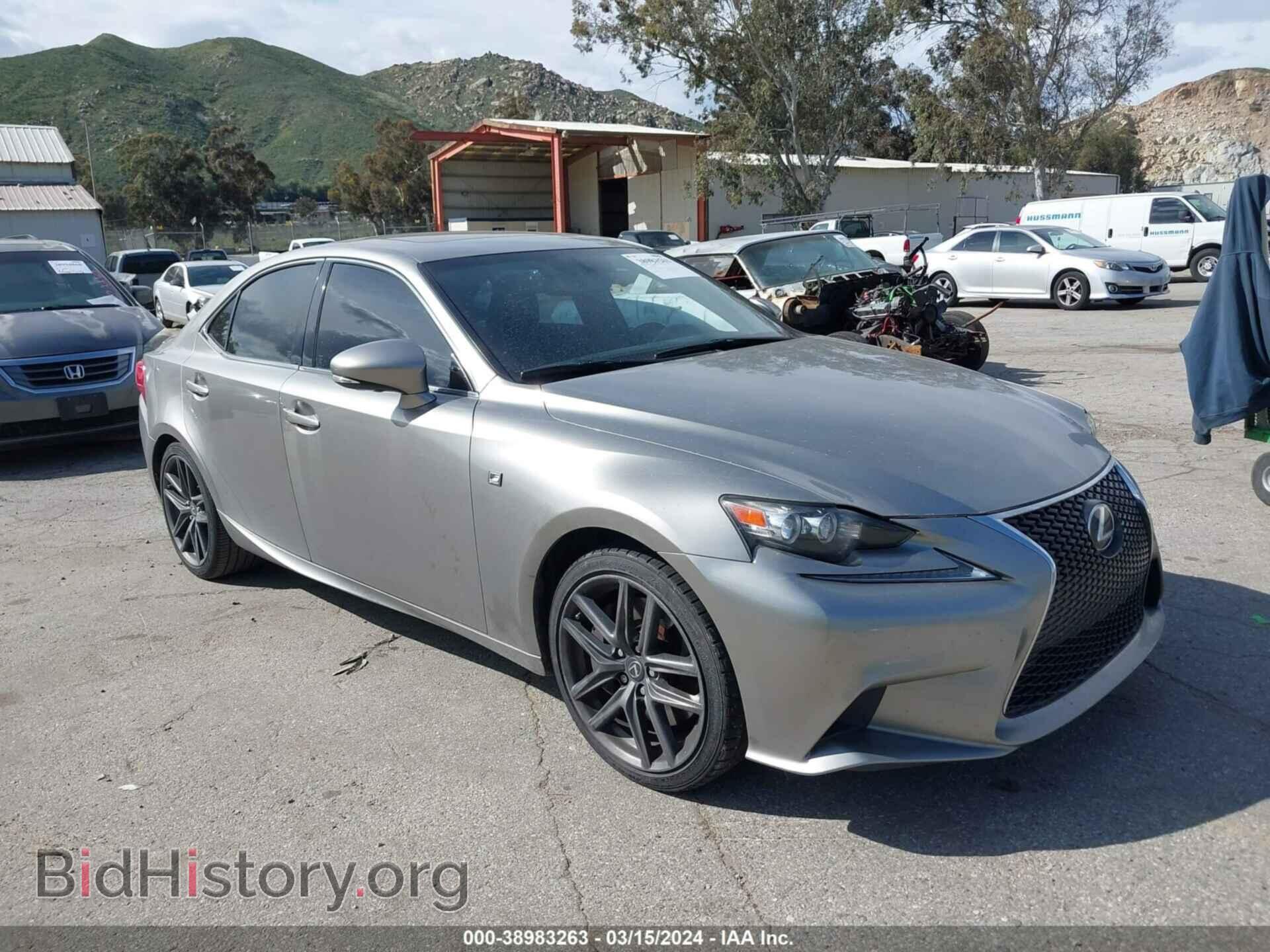 Фотография JTHBA1D25G5022109 - LEXUS IS 200T 2016