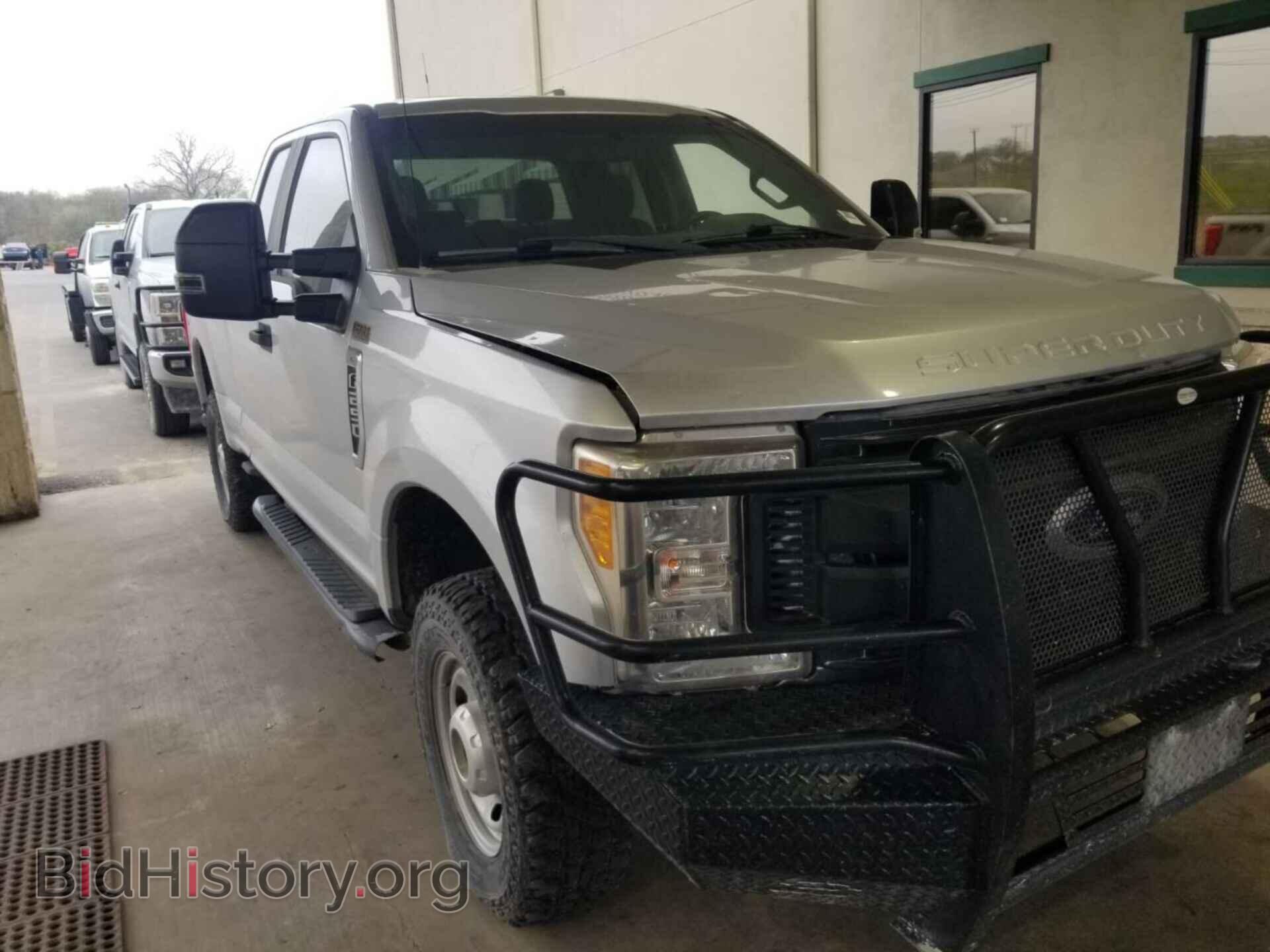 2017 FORD F-250 - VIN: 1FT7X2B60HEE33985 - Фото 19