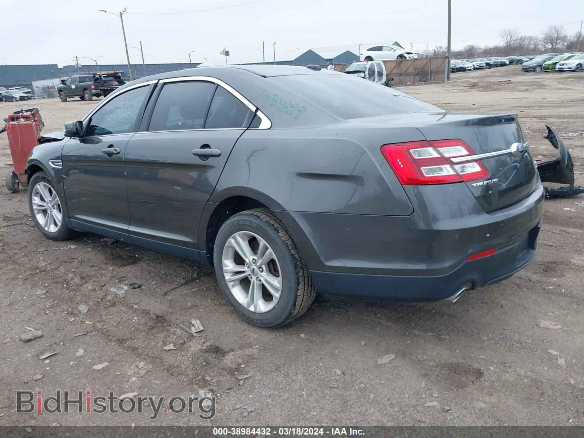 2018 FORD TAURUS - VIN: 1FAHP2E82JG134564 - Фото 3