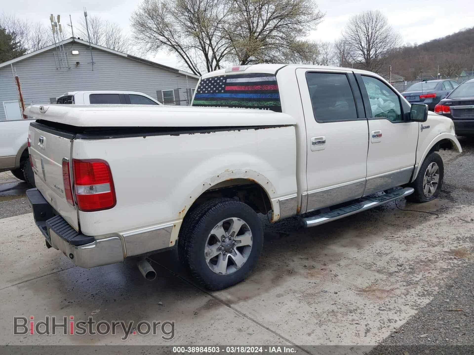 2008 LINCOLN MARK LT - VIN: 5LTPW18528FJ00366 - Фото 4