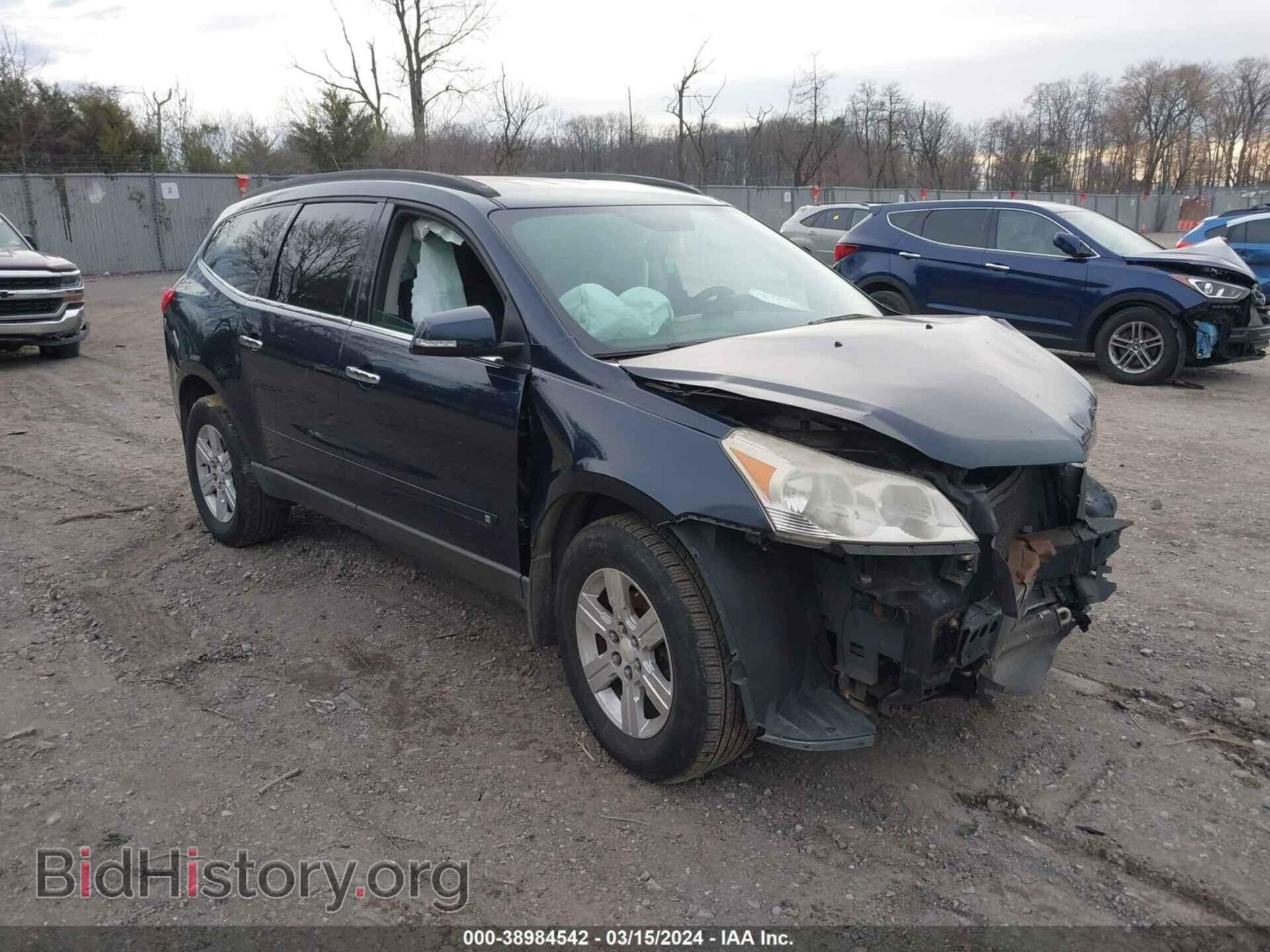 Photo 1GNLVFED1AS147714 - CHEVROLET TRAVERSE 2010