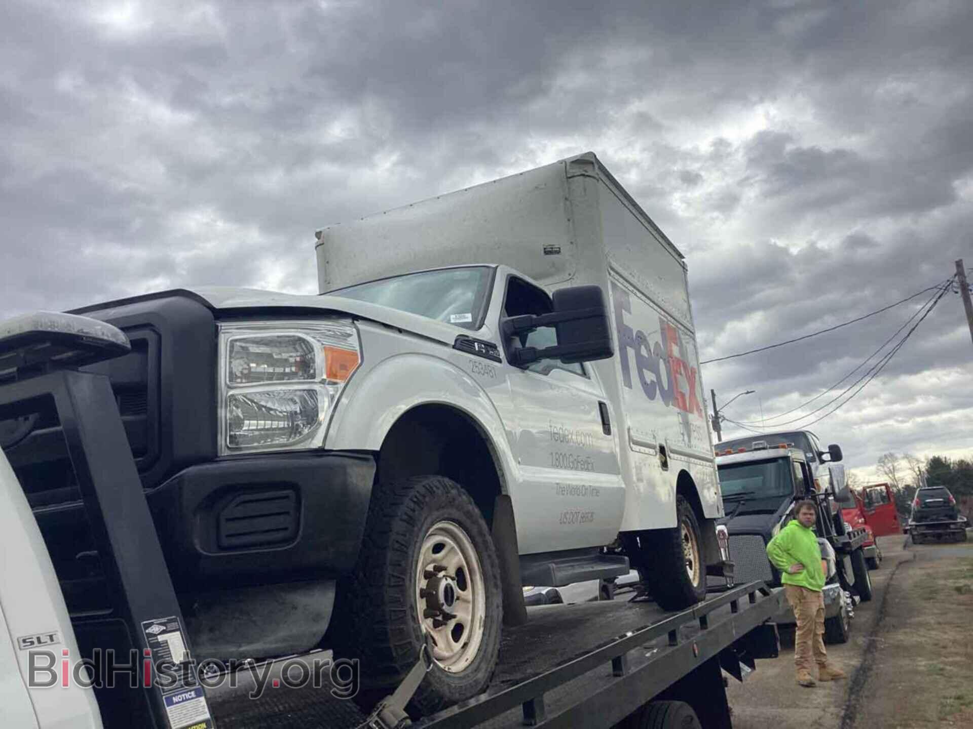 2013 FORD F-250 - VIN: 1FDBF2B65DEB59833 - Фото 2