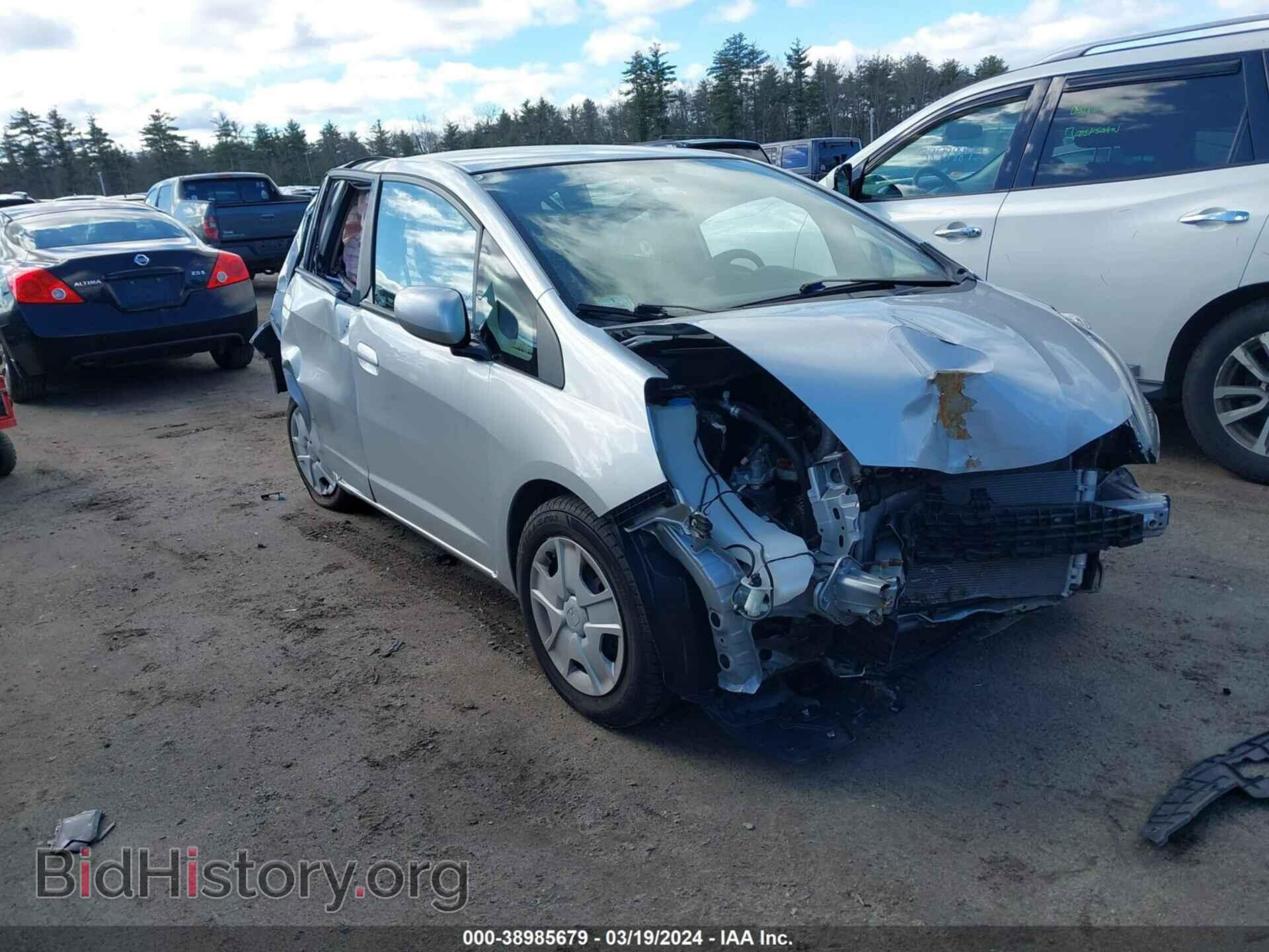 Фотография JHMGE8H37CC030417 - HONDA FIT 2012