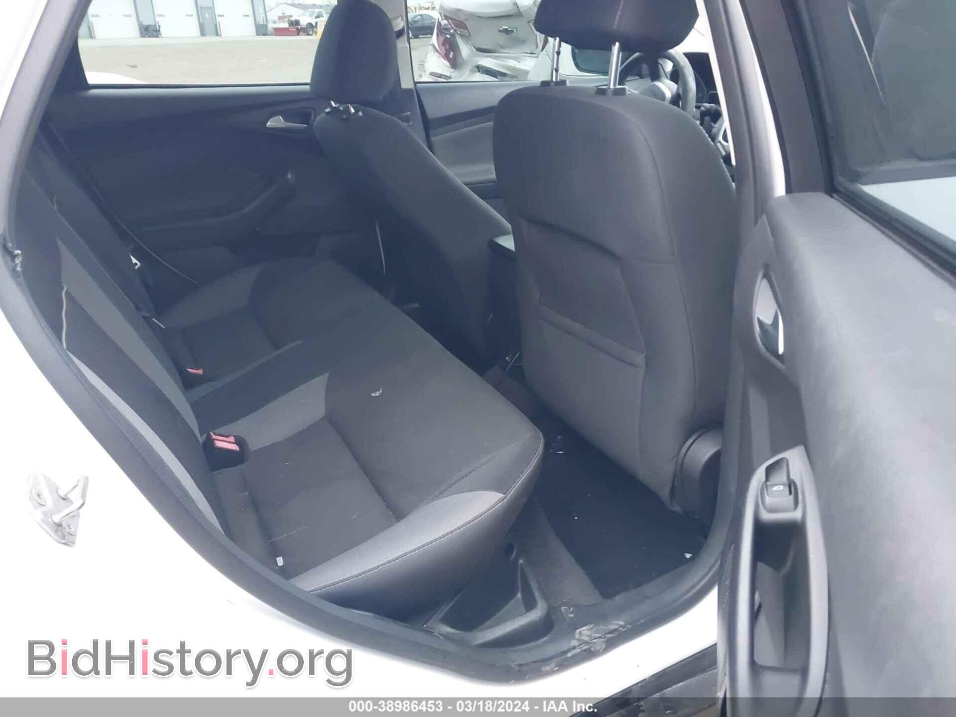 2014 FORD FOCUS - VIN: 1FADP3F26EL238843 - Photo 8