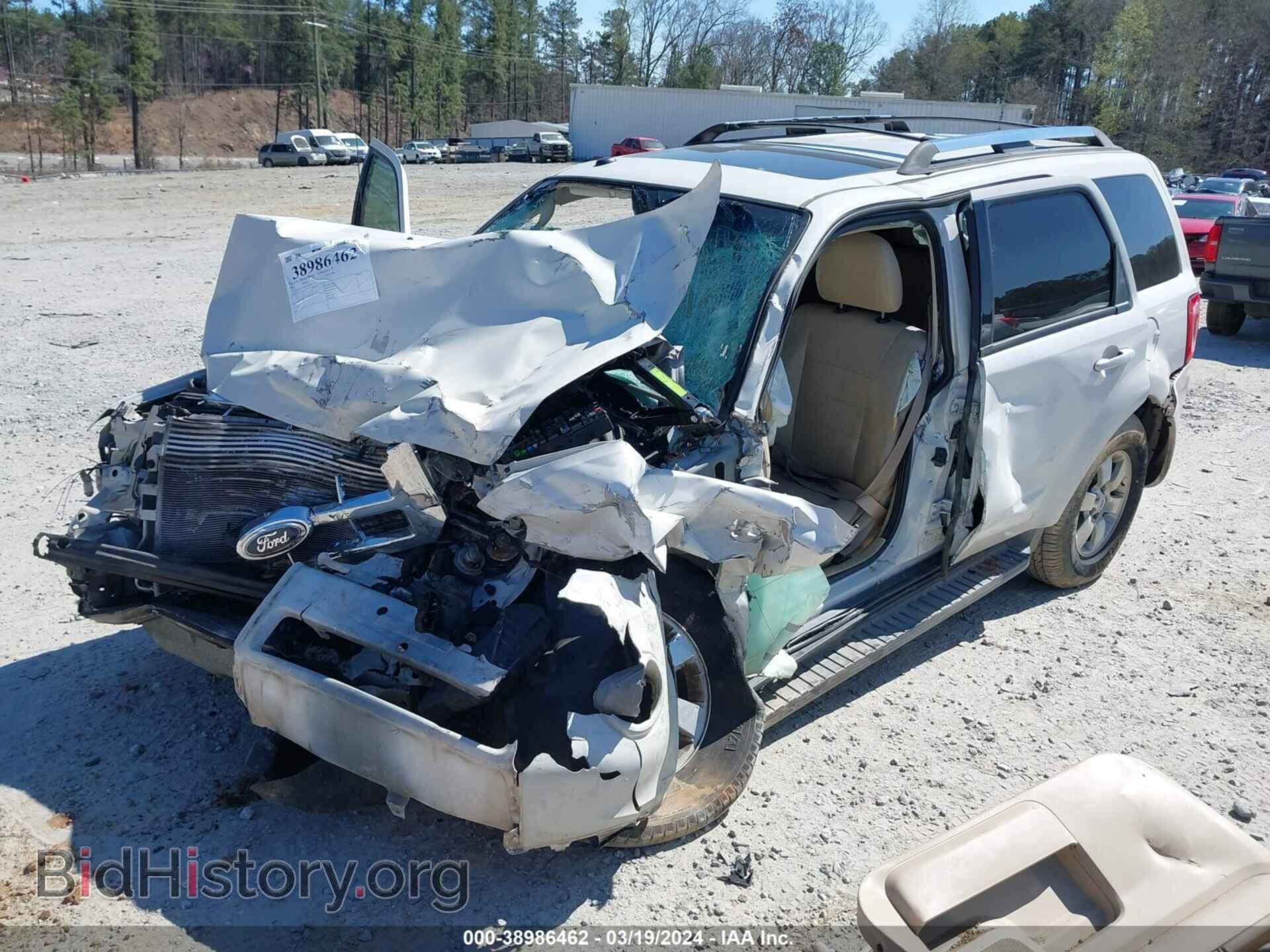 2010 FORD ESCAPE - VIN: 1FMCU0E76AKC04598 - Фото 2