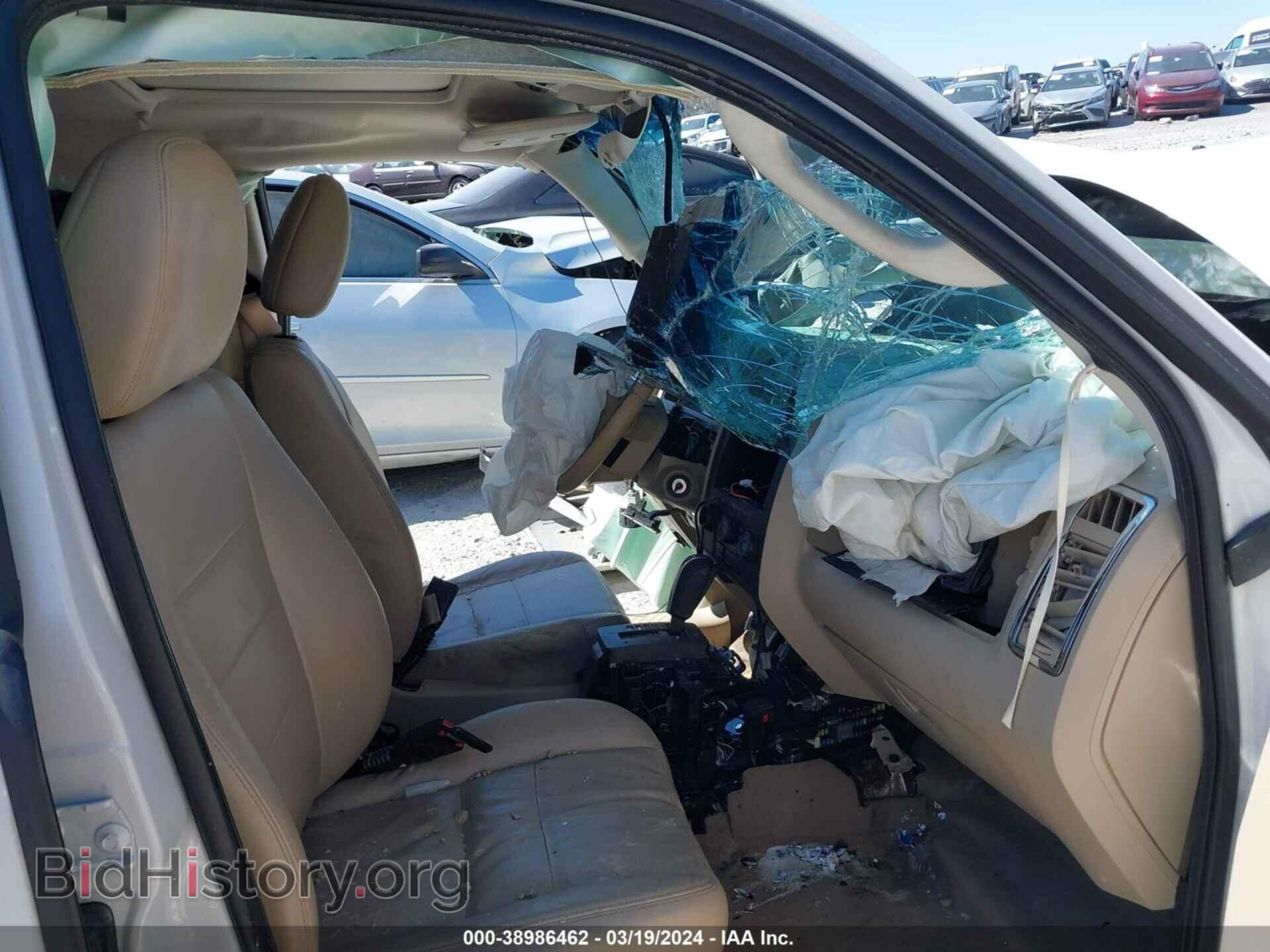 2010 FORD ESCAPE - VIN: 1FMCU0E76AKC04598 - Фото 5