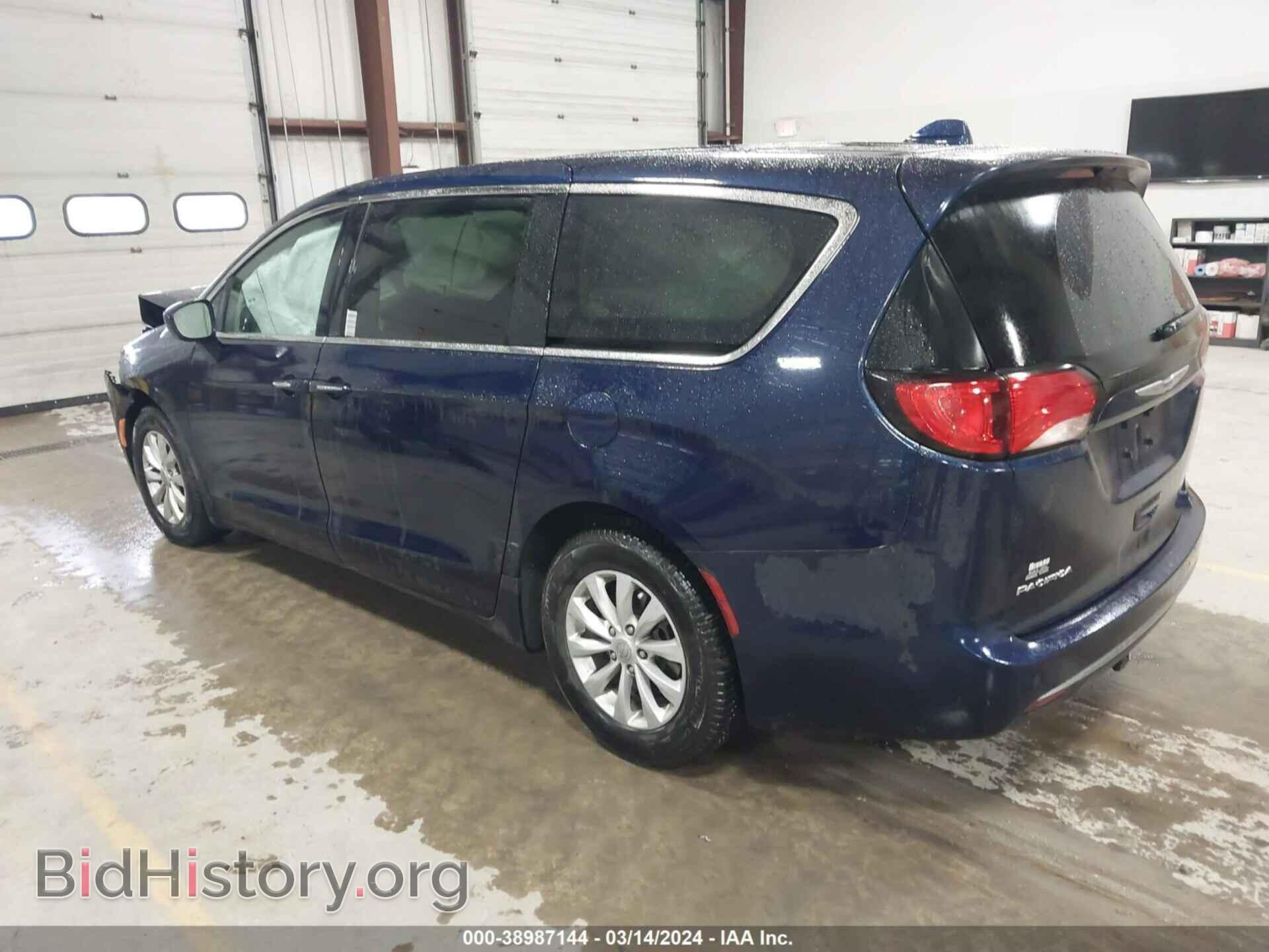 2018 CHRYSLER PACIFICA - VIN: 2C4RC1FG3JR271649 - Фото 3