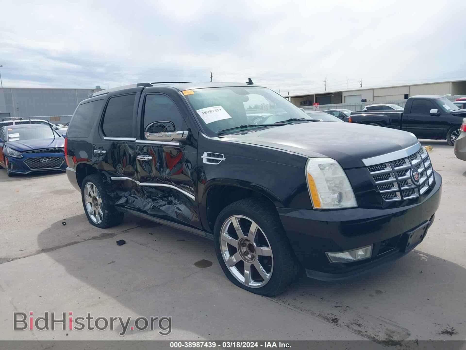Photo 1GYS3BEF7CR111809 - CADILLAC ESCALADE 2012