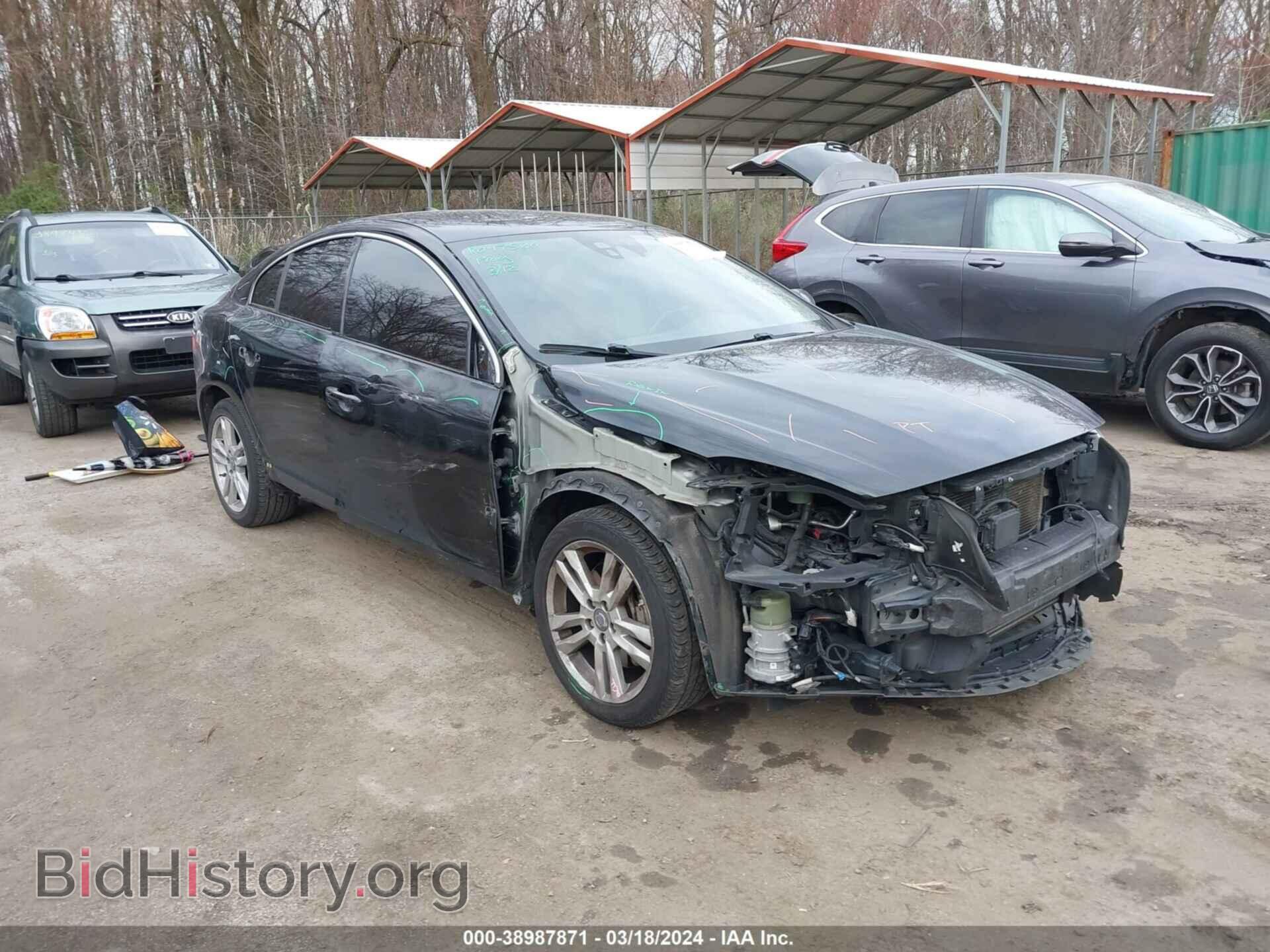 Photo YV1622FS3C2130348 - VOLVO S60 2012