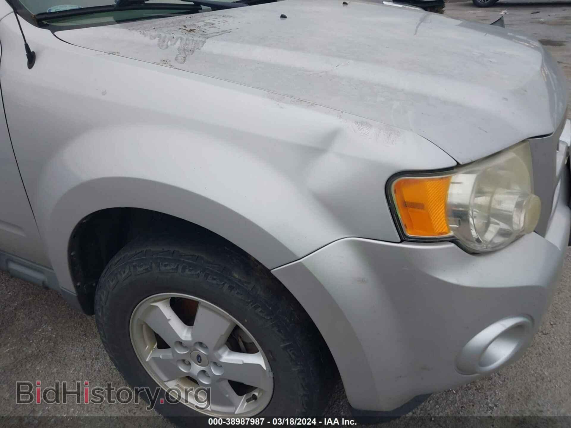 2011 FORD ESCAPE - VIN: 1FMCU0D78BKB30202 - Photo 6