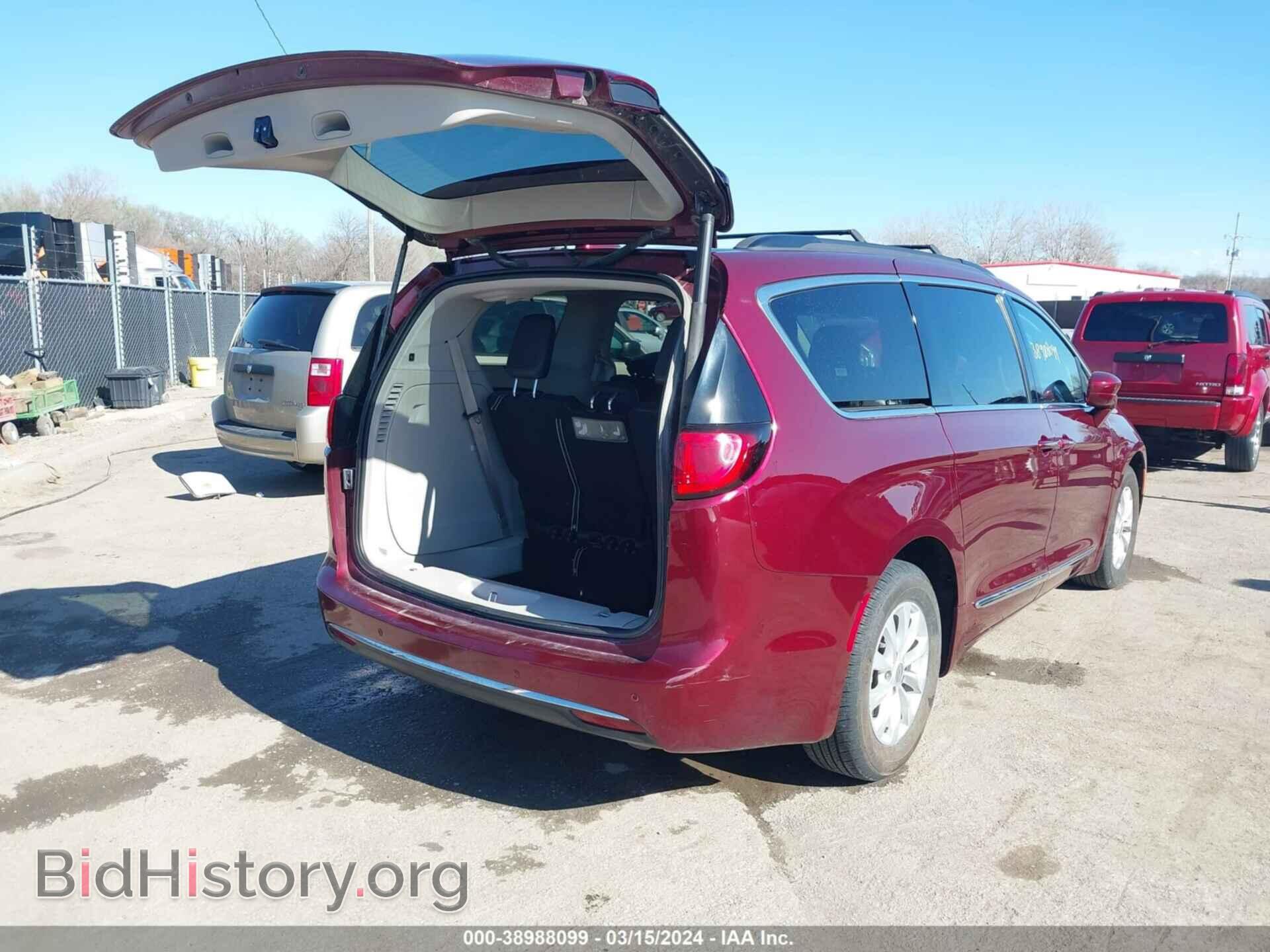 2017 CHRYSLER PACIFICA - VIN: 2C4RC1BG1HR613132 - Фото 4