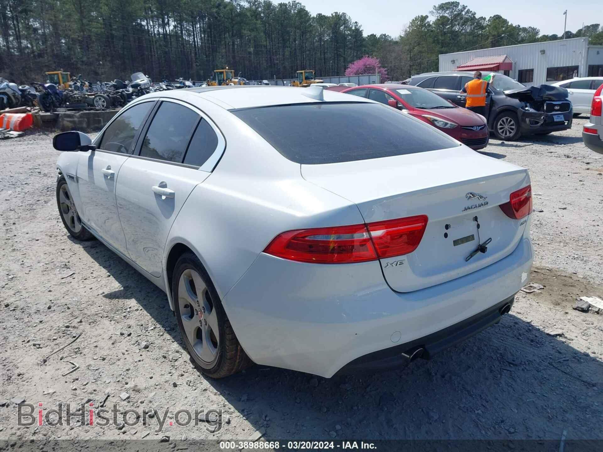 2017 JAGUAR XE - VIN: SAJAR4BG1HA973813 - Фото 3
