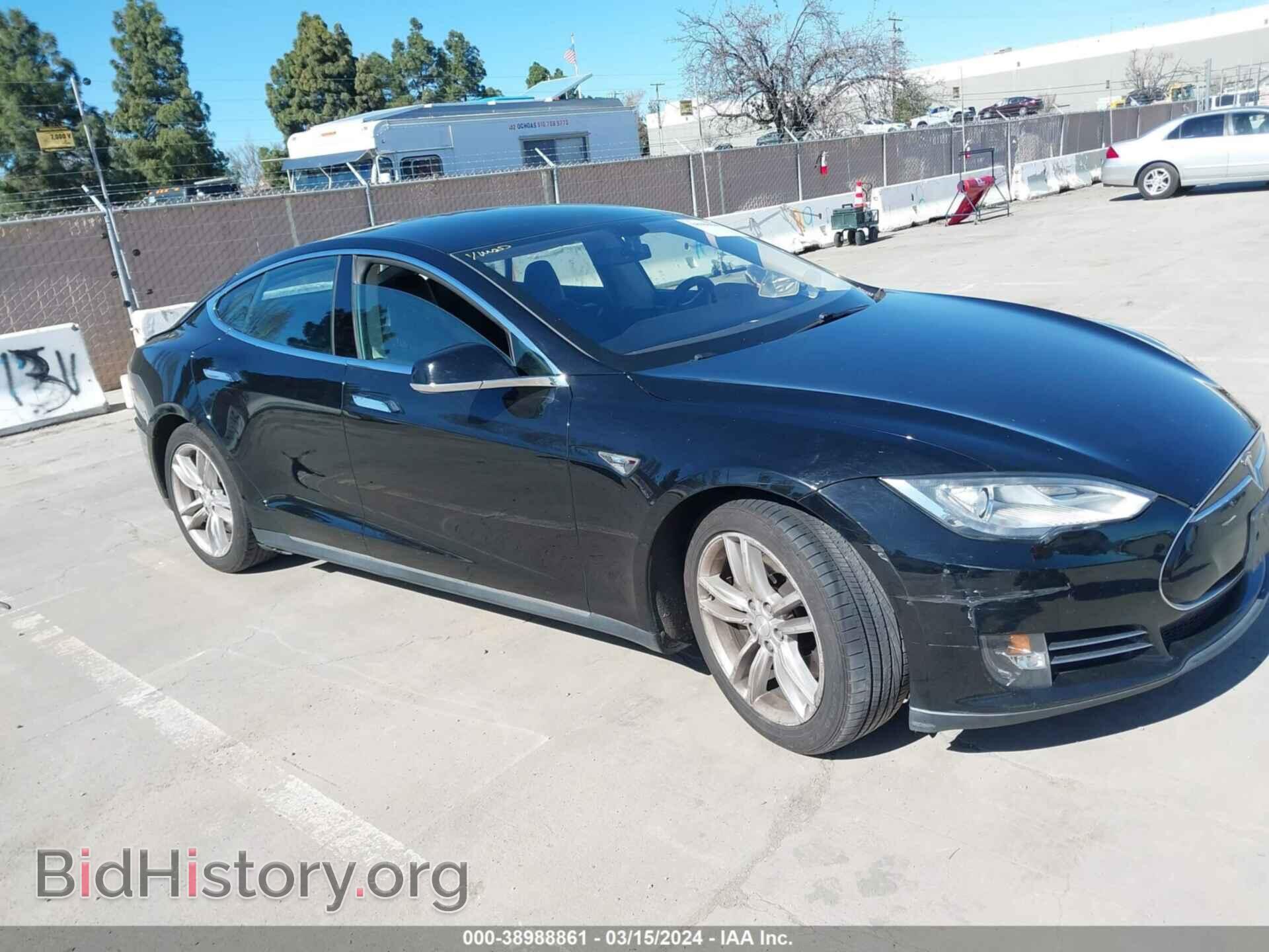 Фотография 5YJSA1CN1DFP11457 - TESLA MODEL S 2013