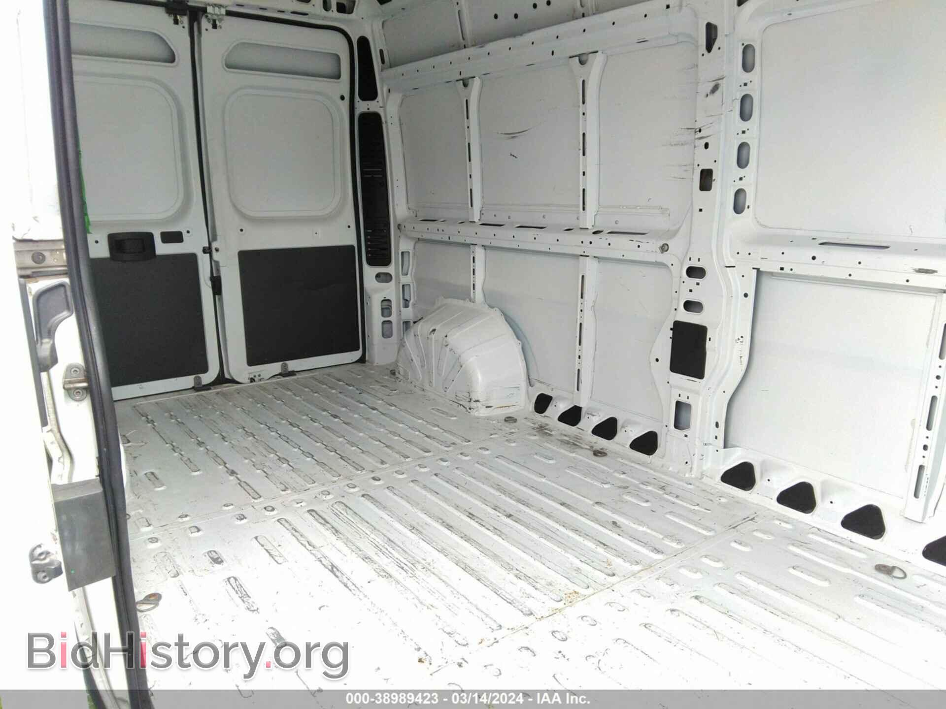 2017 RAM PROMASTER 2500 - VIN: 3C6TRVDG3HE546597 - Фото 8