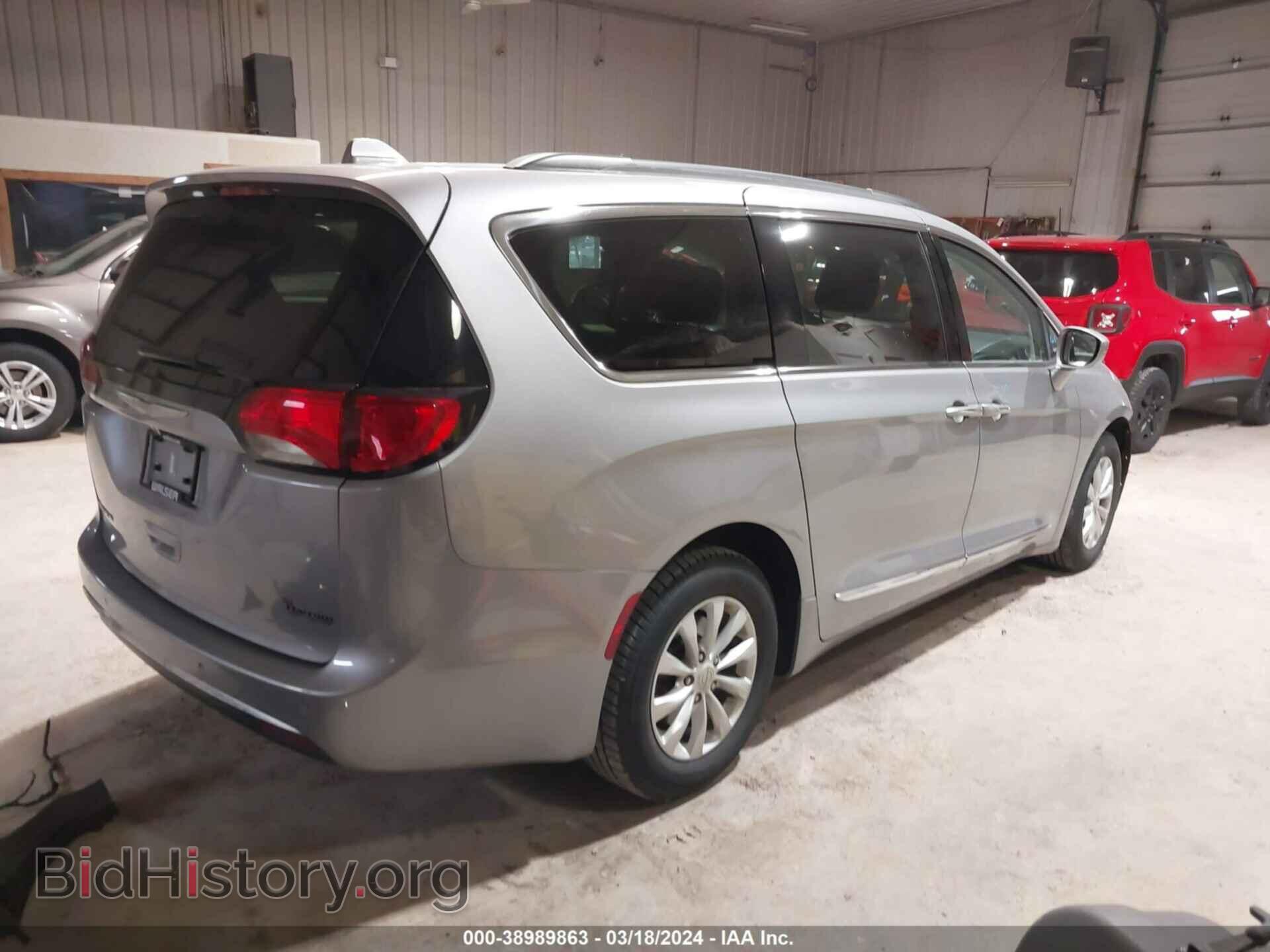 2017 CHRYSLER PACIFICA - VIN: 2C4RC1BG3HR535033 - Фото 4