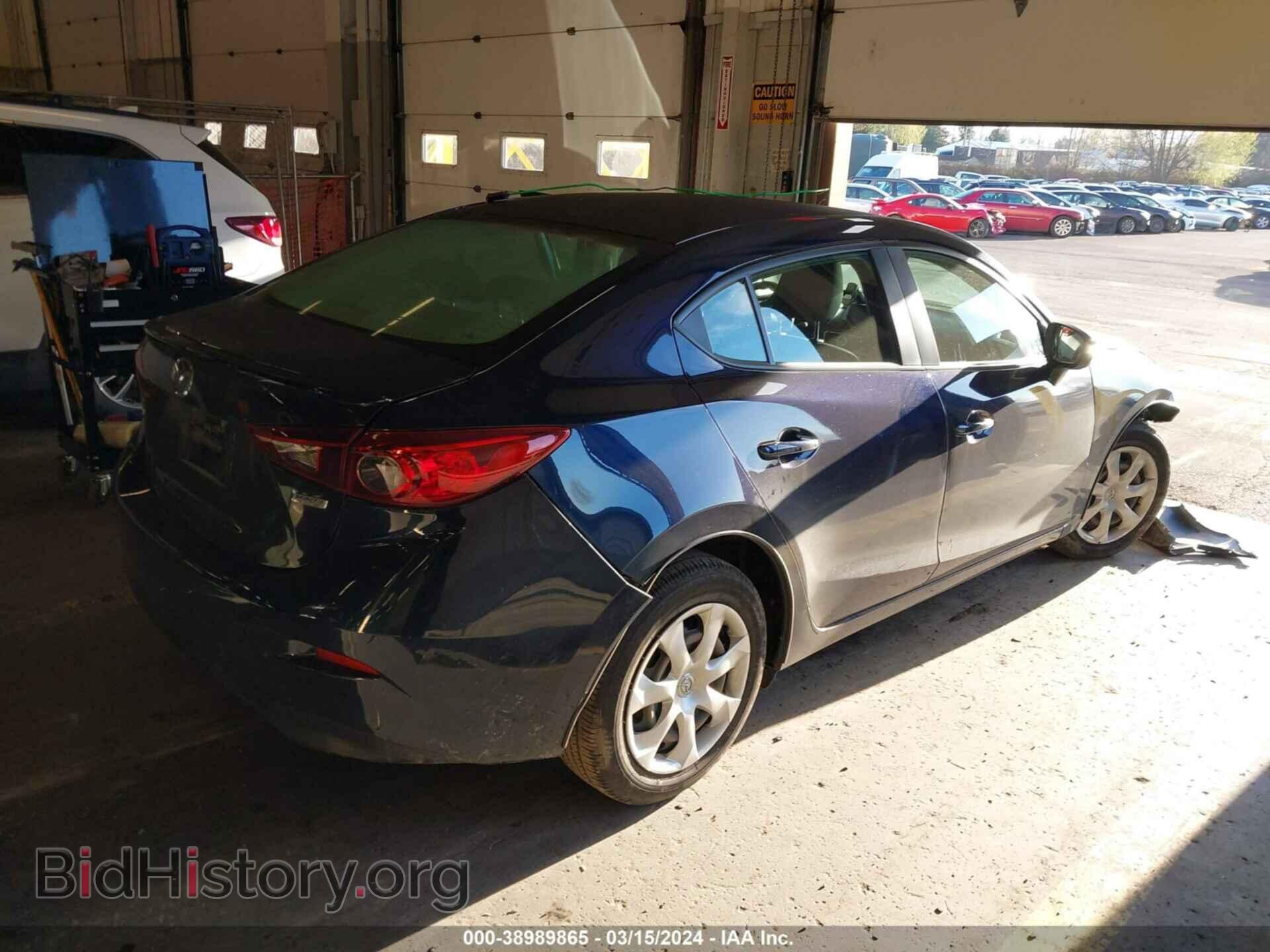 2017 MAZDA MAZDA3 - VIN: 3MZBN1U71HM112089 - Фото 4