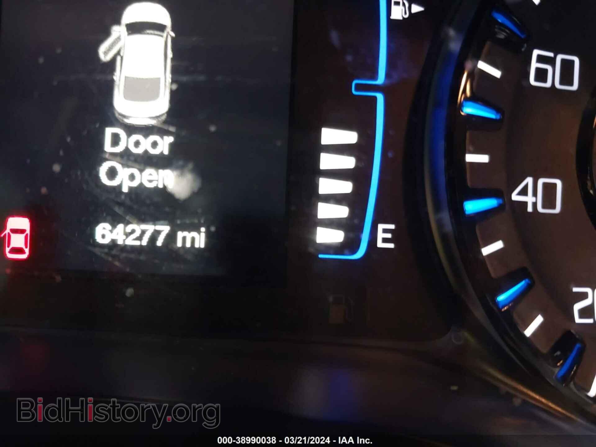 2015 CHRYSLER 200 - VIN: 1C3CCCDG6FN736468 - Фото 7