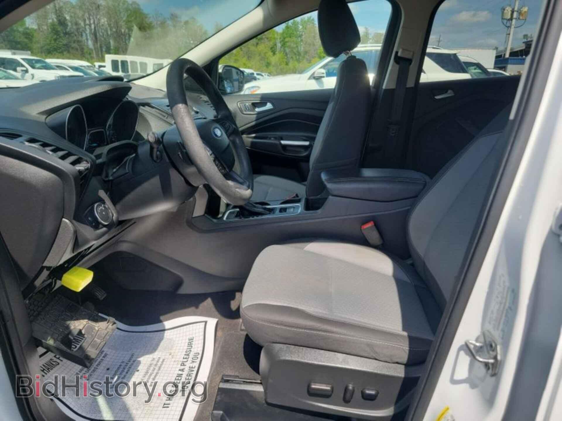 2017 FORD ESCAPE - VIN: 1FMCU0GD8HUD45190 - Фото 2