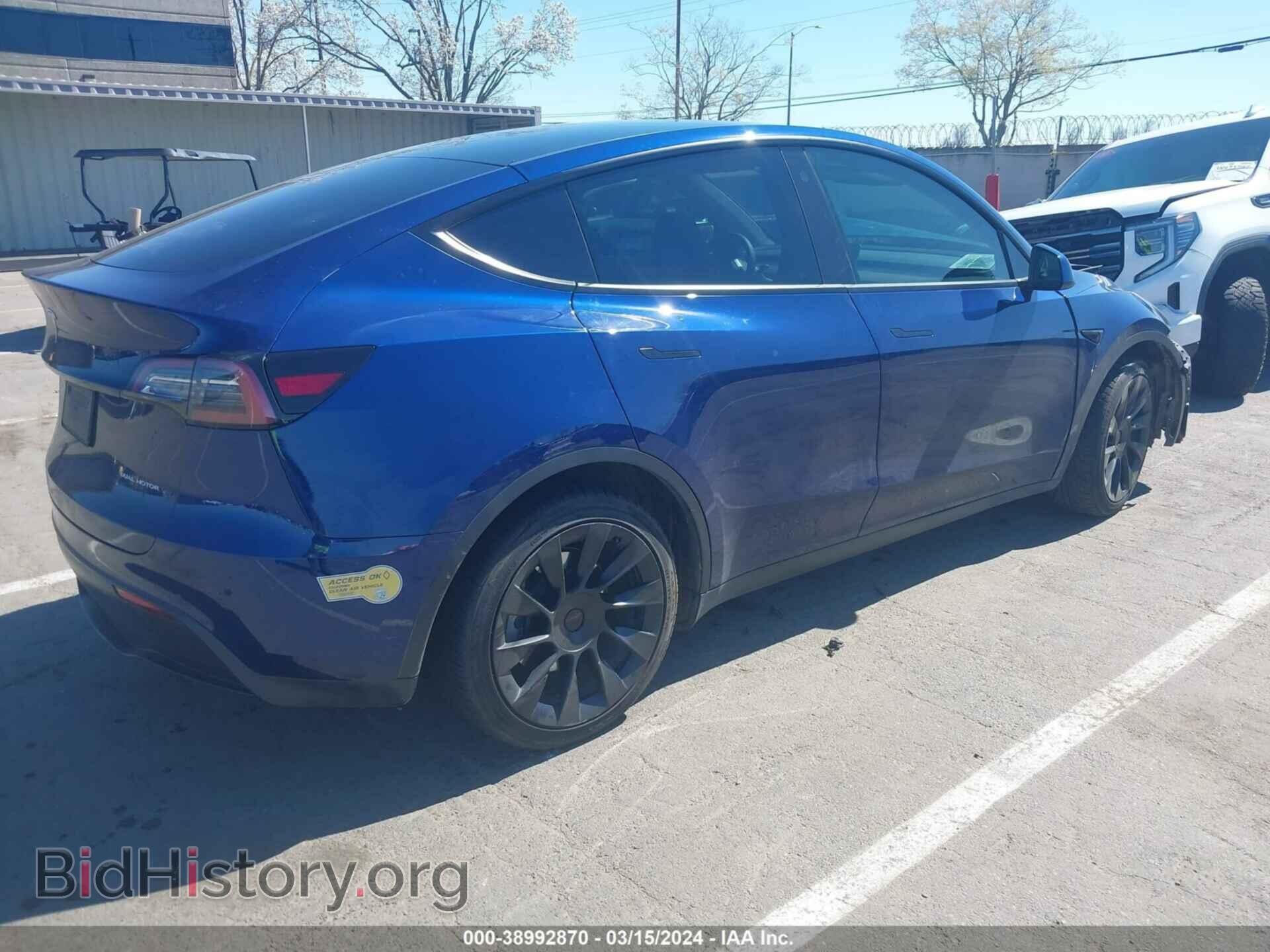2022 TESLA MODEL Y - VIN: 7SAYGAEE2NF558971 - Фото 4