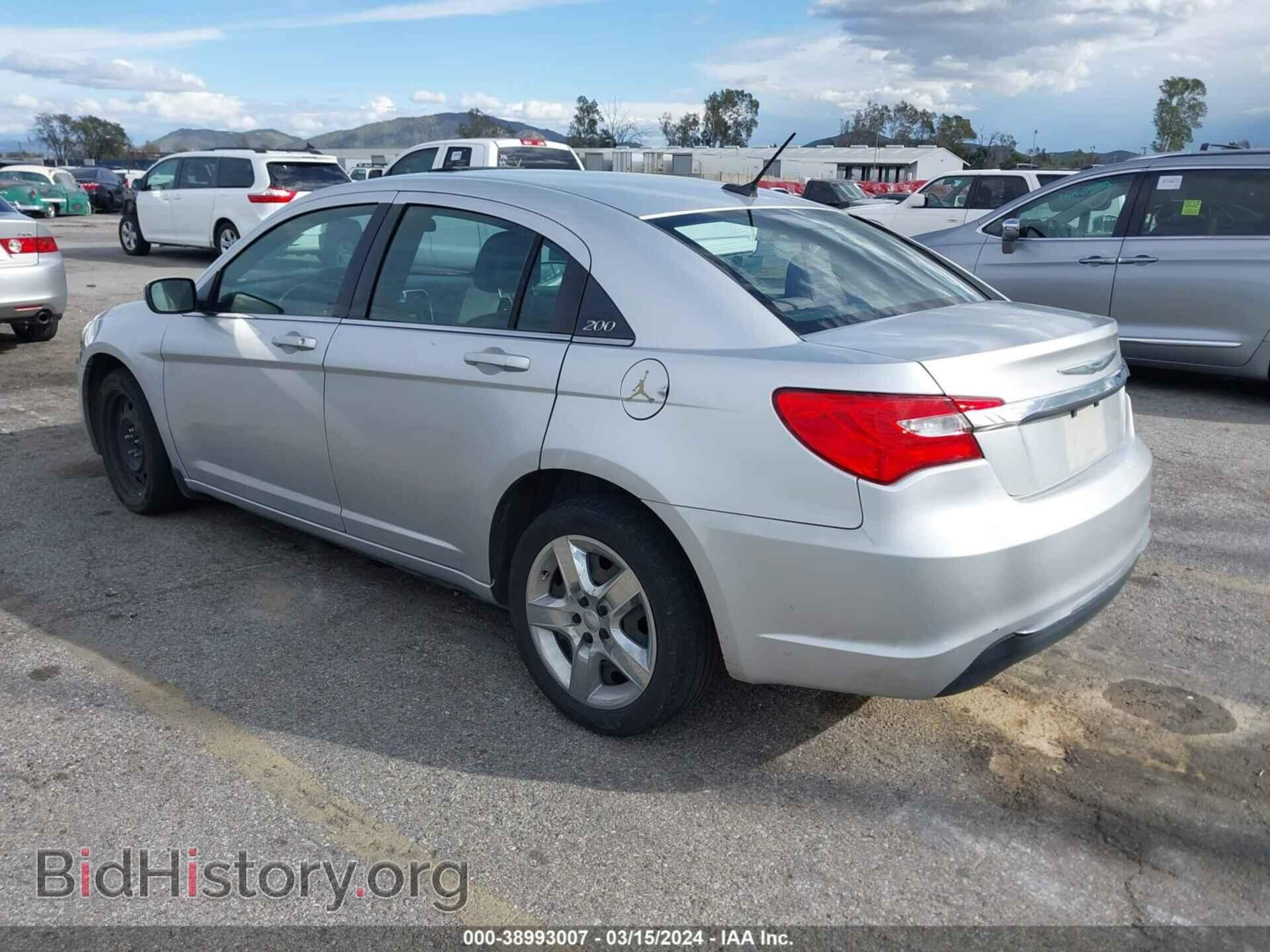2012 CHRYSLER 200 - VIN: 1C3CCBAB6CN273570 - Фото 3