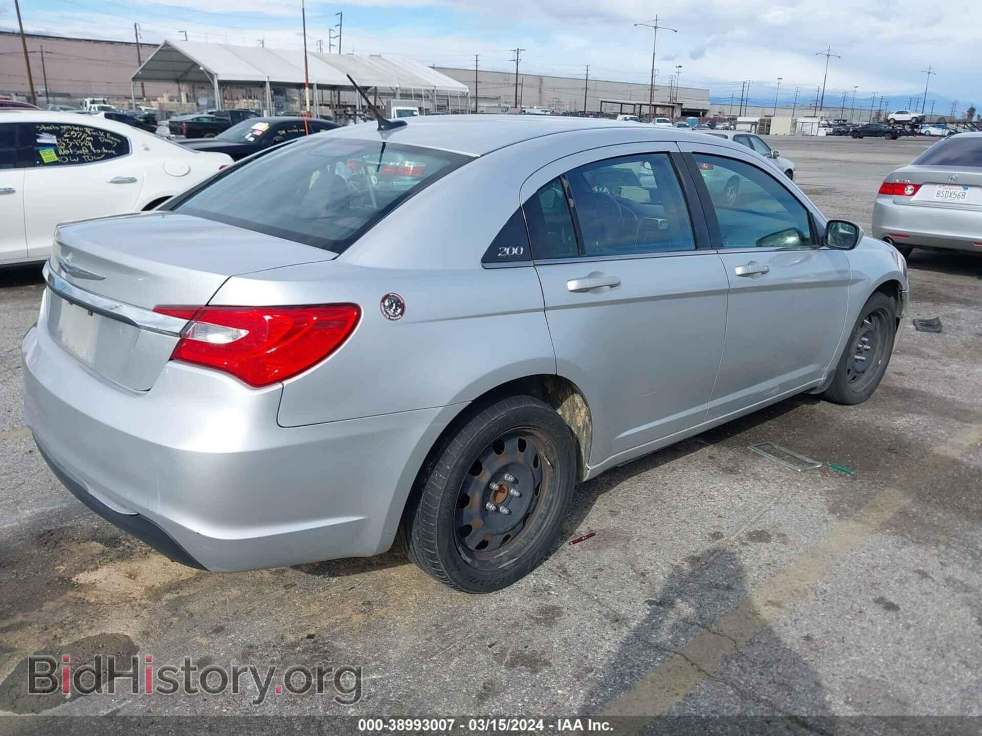 2012 CHRYSLER 200 - VIN: 1C3CCBAB6CN273570 - Фото 4