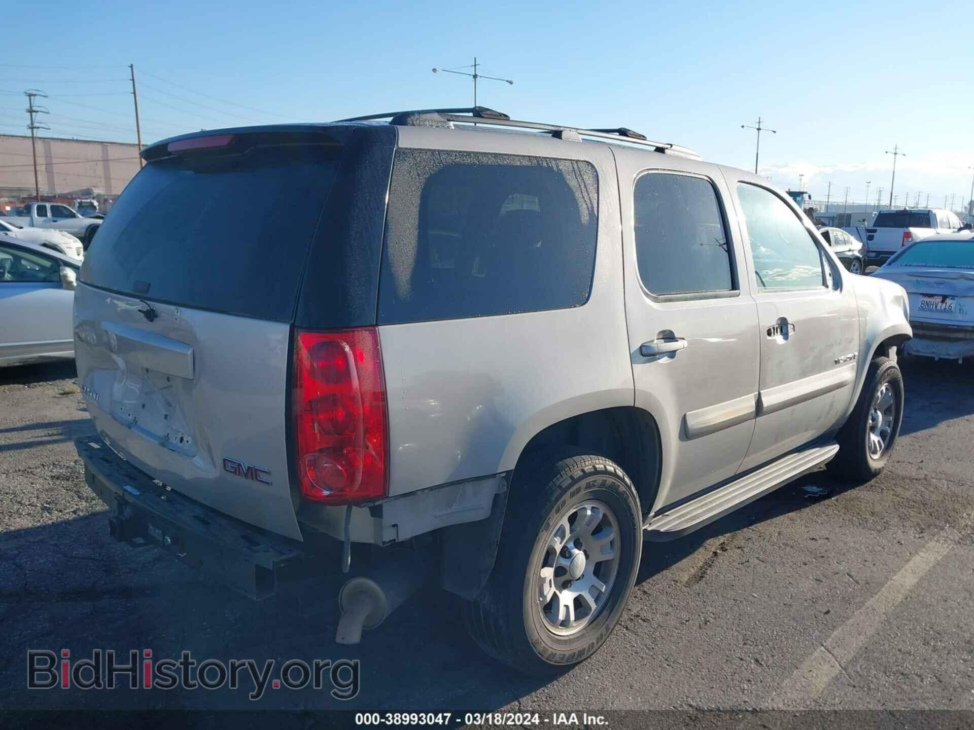2008 GMC YUKON - VIN: 1GKFC13C68J119078 - Фото 4