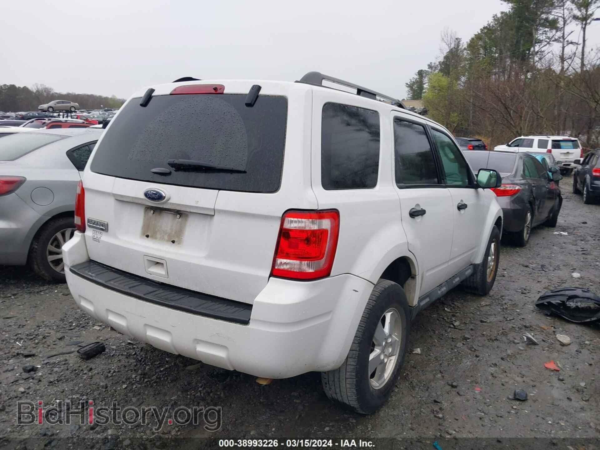 2011 FORD ESCAPE - VIN: 1FMCU9D72BKB29518 - Photo 4