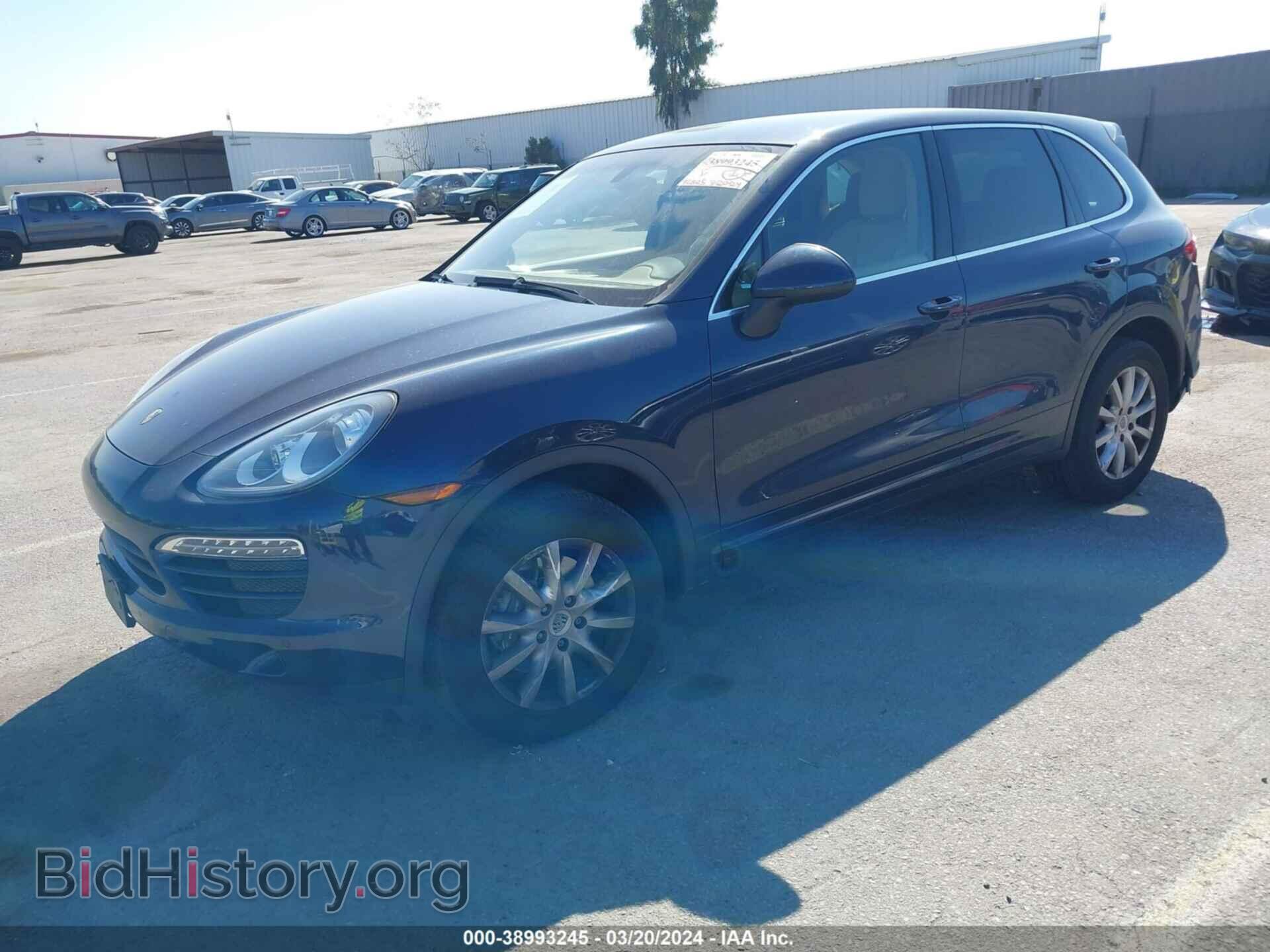 2012 PORSCHE CAYENNE - VIN: WP1AA2A22CLA00015 - Фото 2